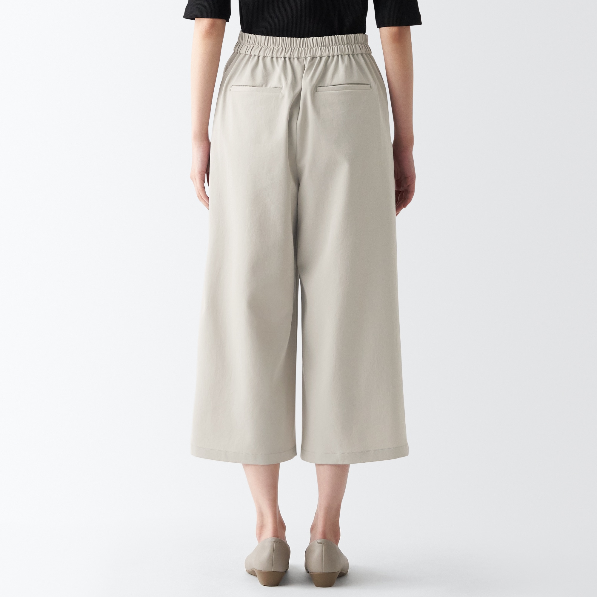 再生ポリエステルクロップドパンツ