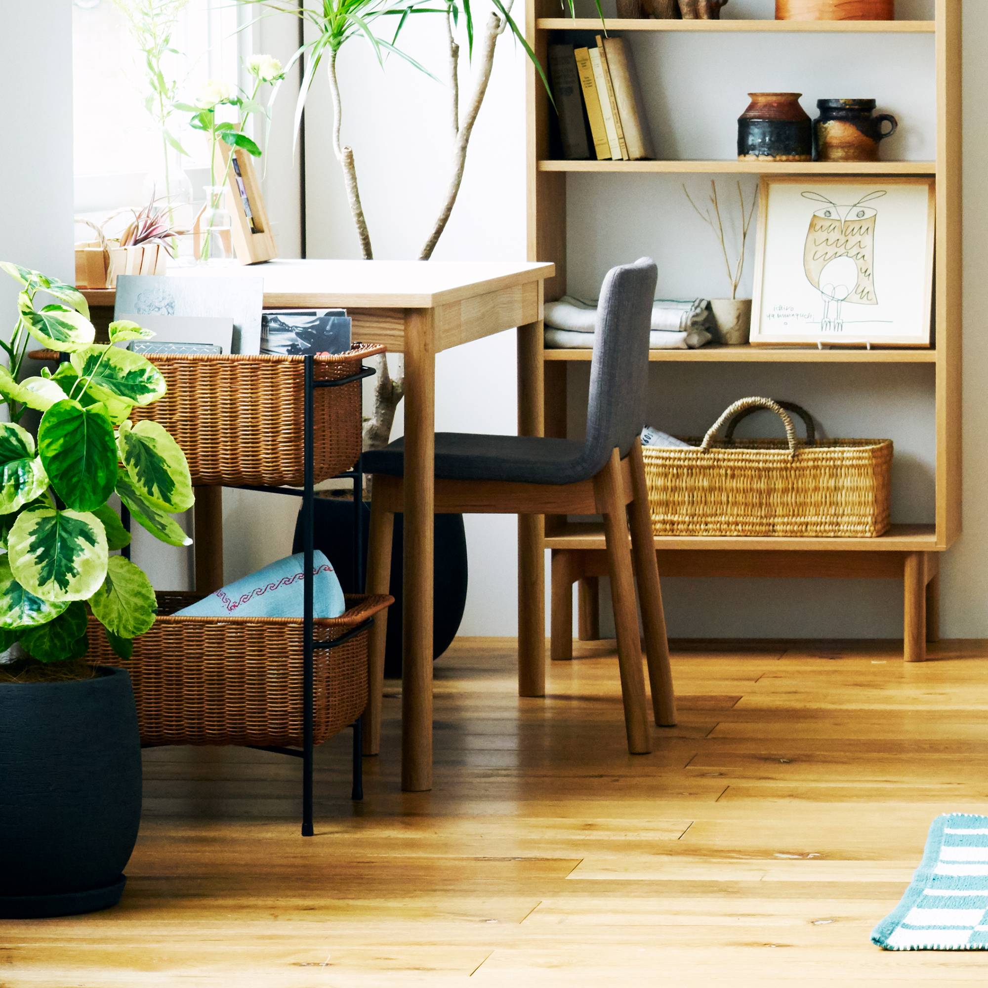 ［ＩＤＥＥ］ＳＴＩＬＴ　ＣＨＡＩＲ　ＢＬＵＥ