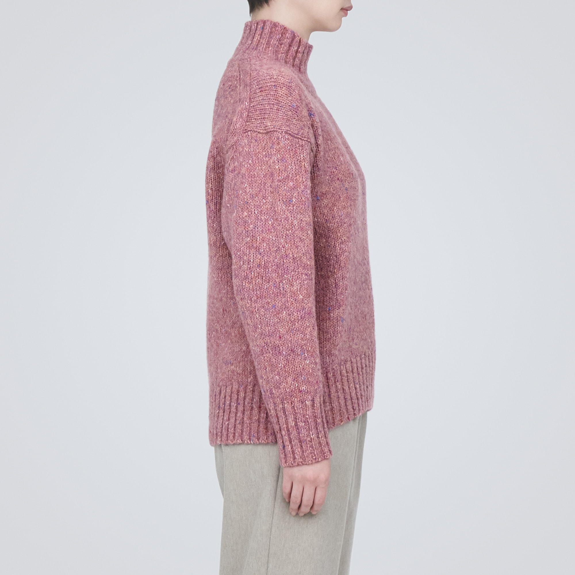 ウールヤク混ネップ糸ハイネックセーター