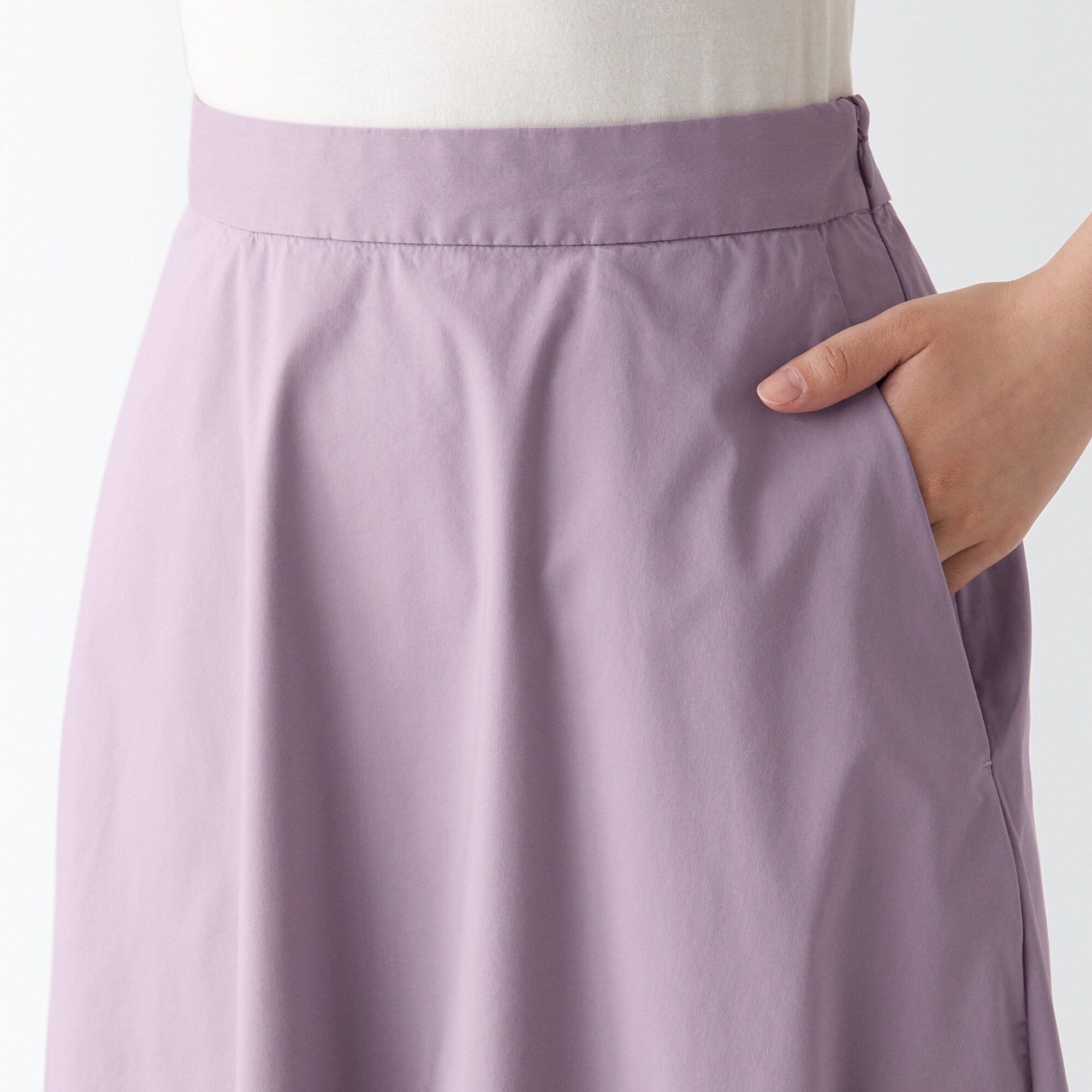 乾きやすいフレアスカート