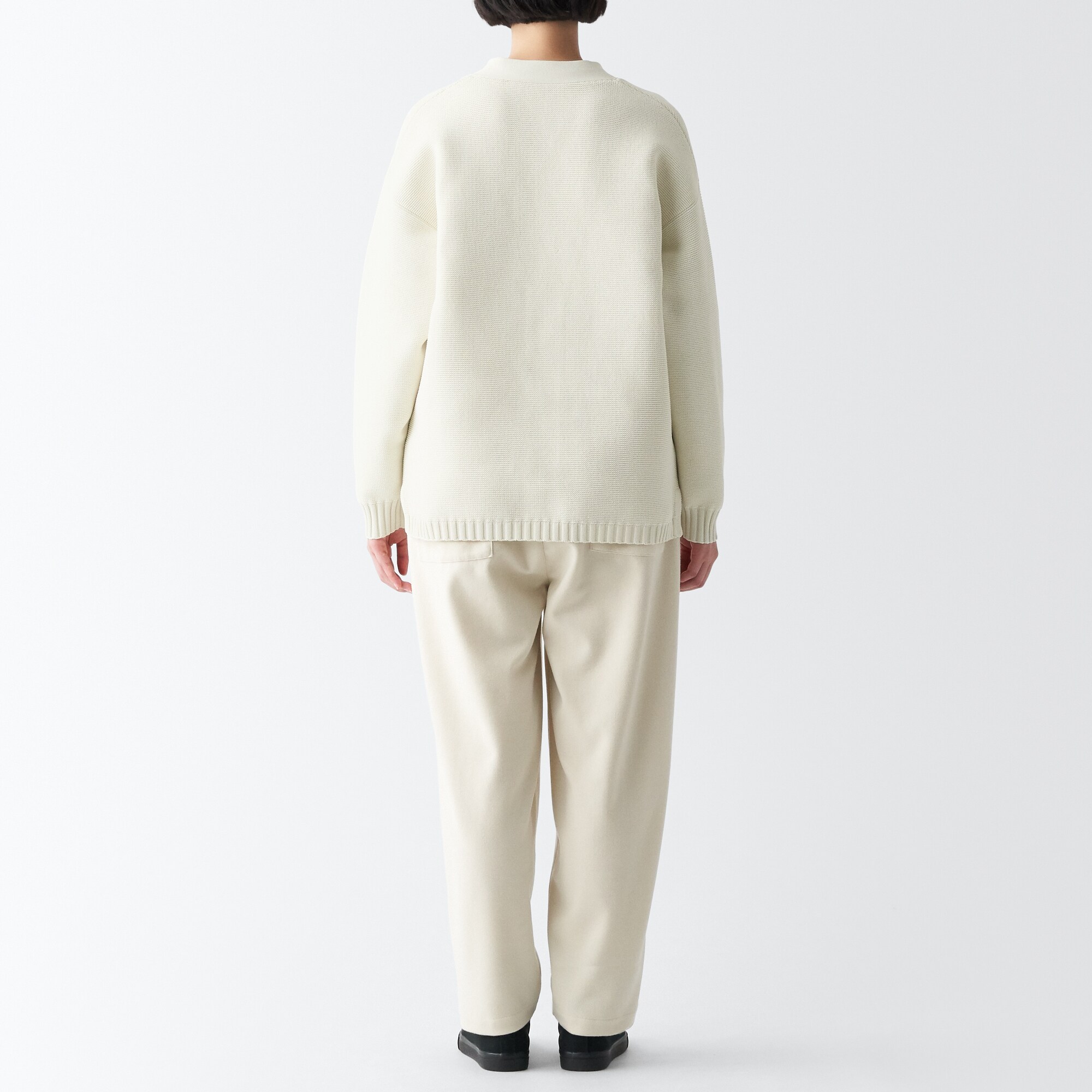 あたたかくて洗えるＶネックカーディガン