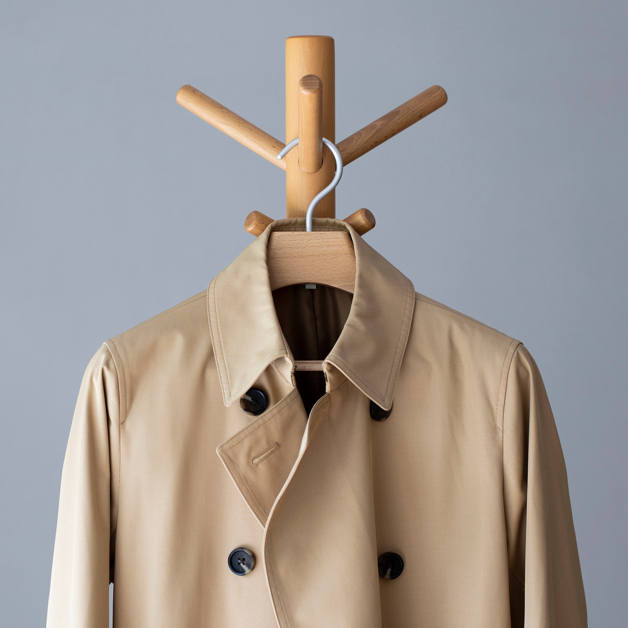 木製ハンガー　約幅４０ｃｍ