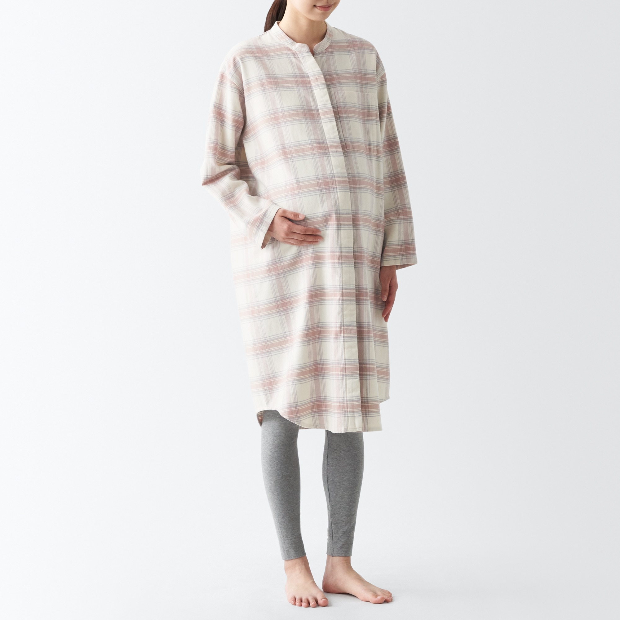 【両面起毛で温かい】脇に縫い目のない　フランネルパジャマ（マタニティ）