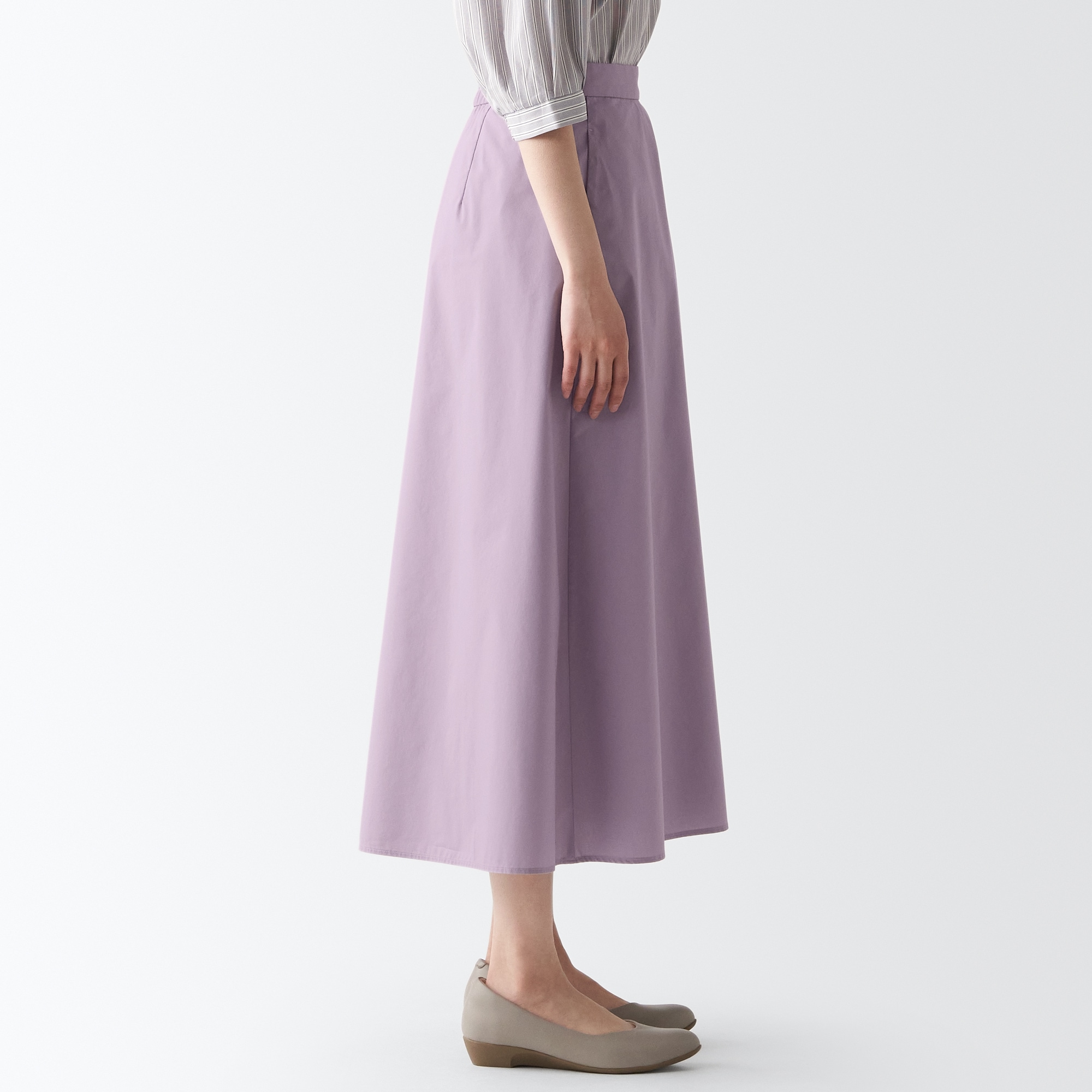 乾きやすいフレアスカート