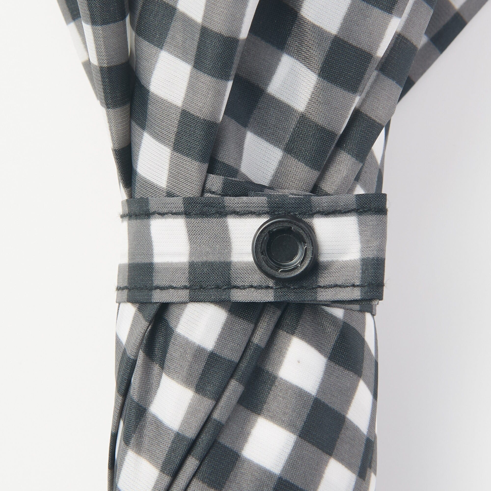 しるしのつけられる　傘　