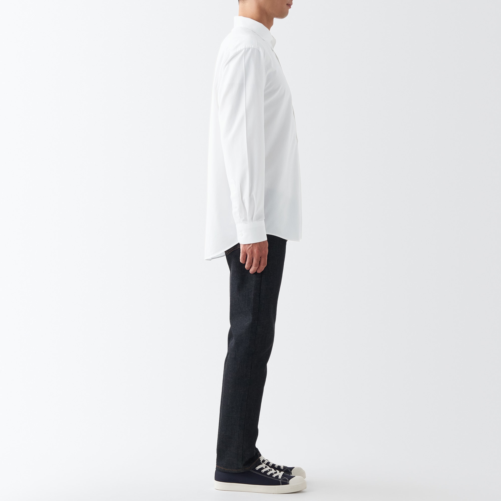 シワになりにくいボタンダウン長袖シャツ（数量限定）