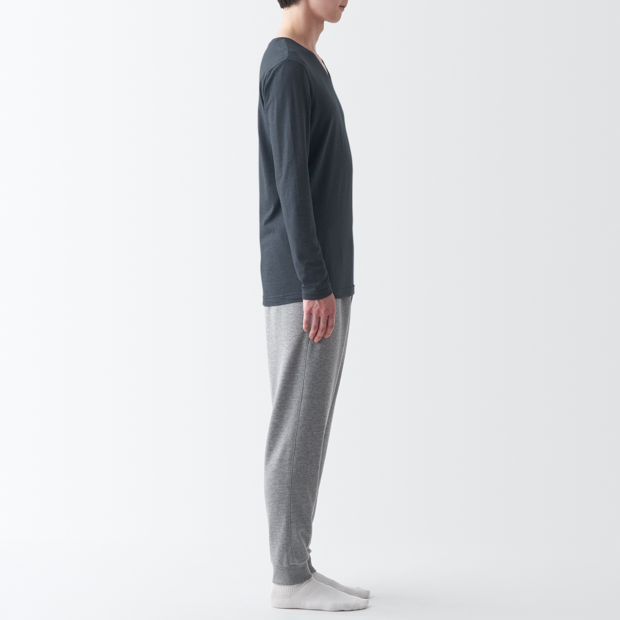 あったか綿　Ｖネック長袖Ｔシャツ