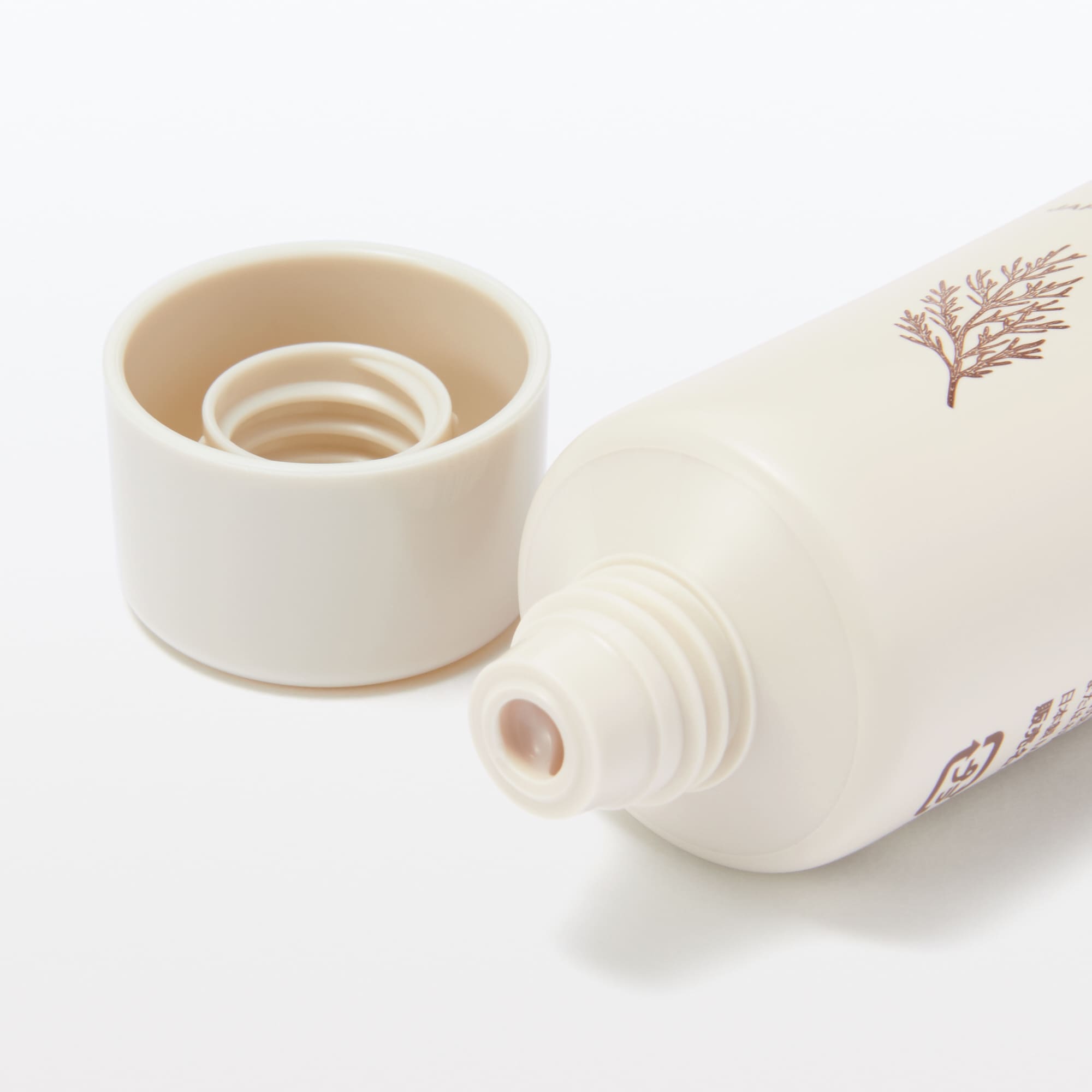 ハンドクリーム　ひのきの香り　５０ｇ