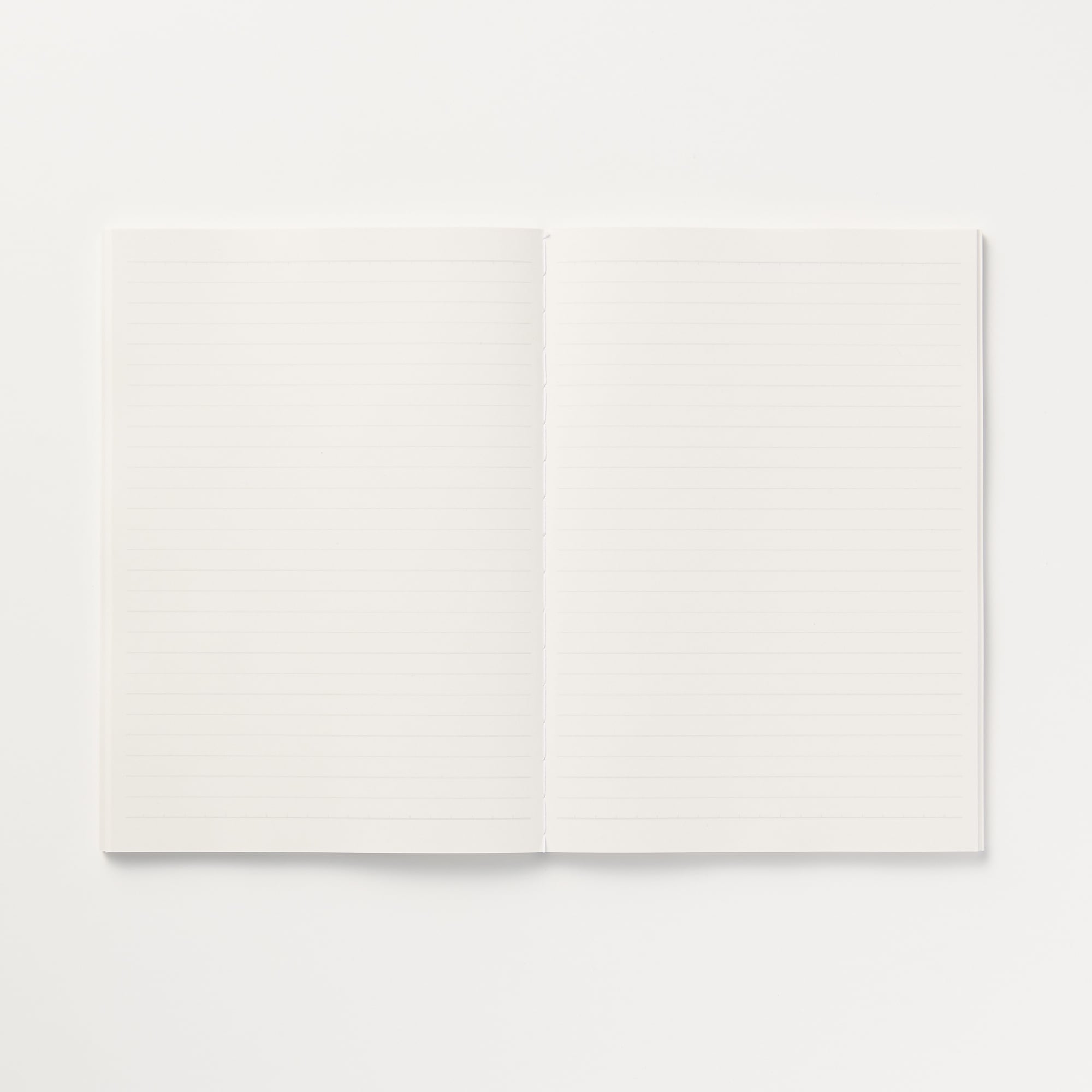 【Ｂ６】ノート・６ｍｍ（横罫）　ベージュ・１００枚