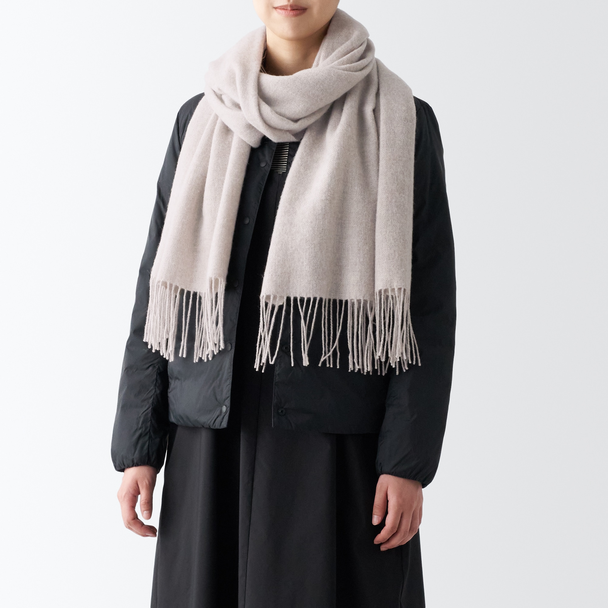 ウール　ひざ掛けにもなる　大判ストール　