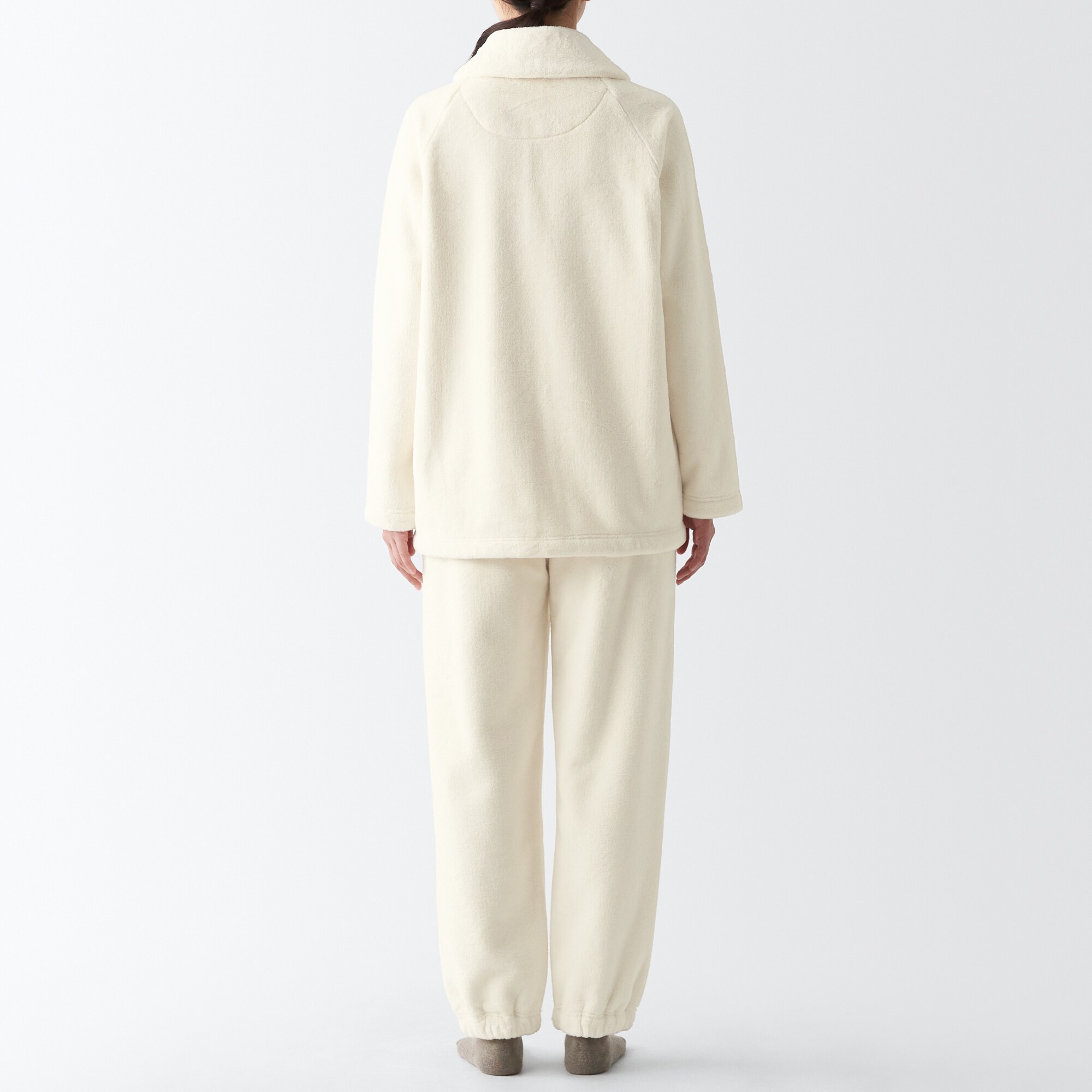 【毛布にくるまった温かさ】静電気が起きにくい　着る毛布　パジャマ（新仕様・ポケット付）