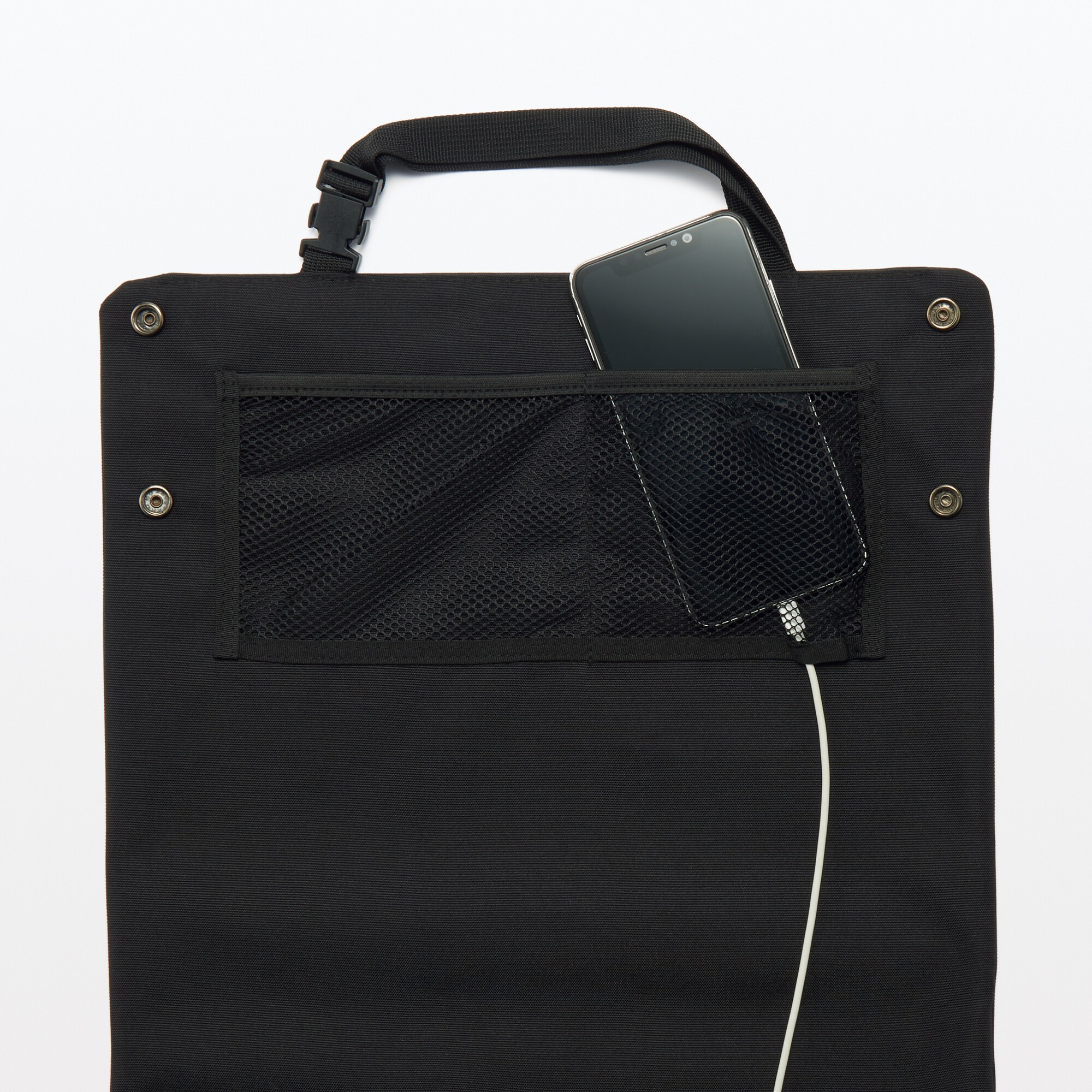 吊るして使えるＡ４ポケット付きマルチ収納ケース　黒　約２４．５×３６×１１ｃｍ