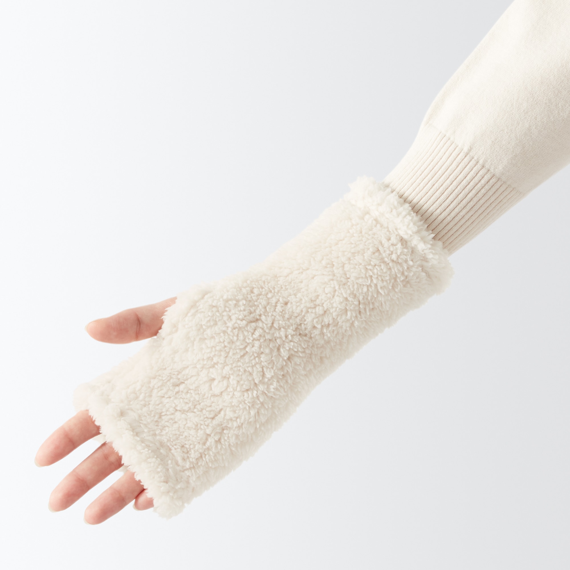 再生ポリエステル　ボアフリース　ハンドウォーマー