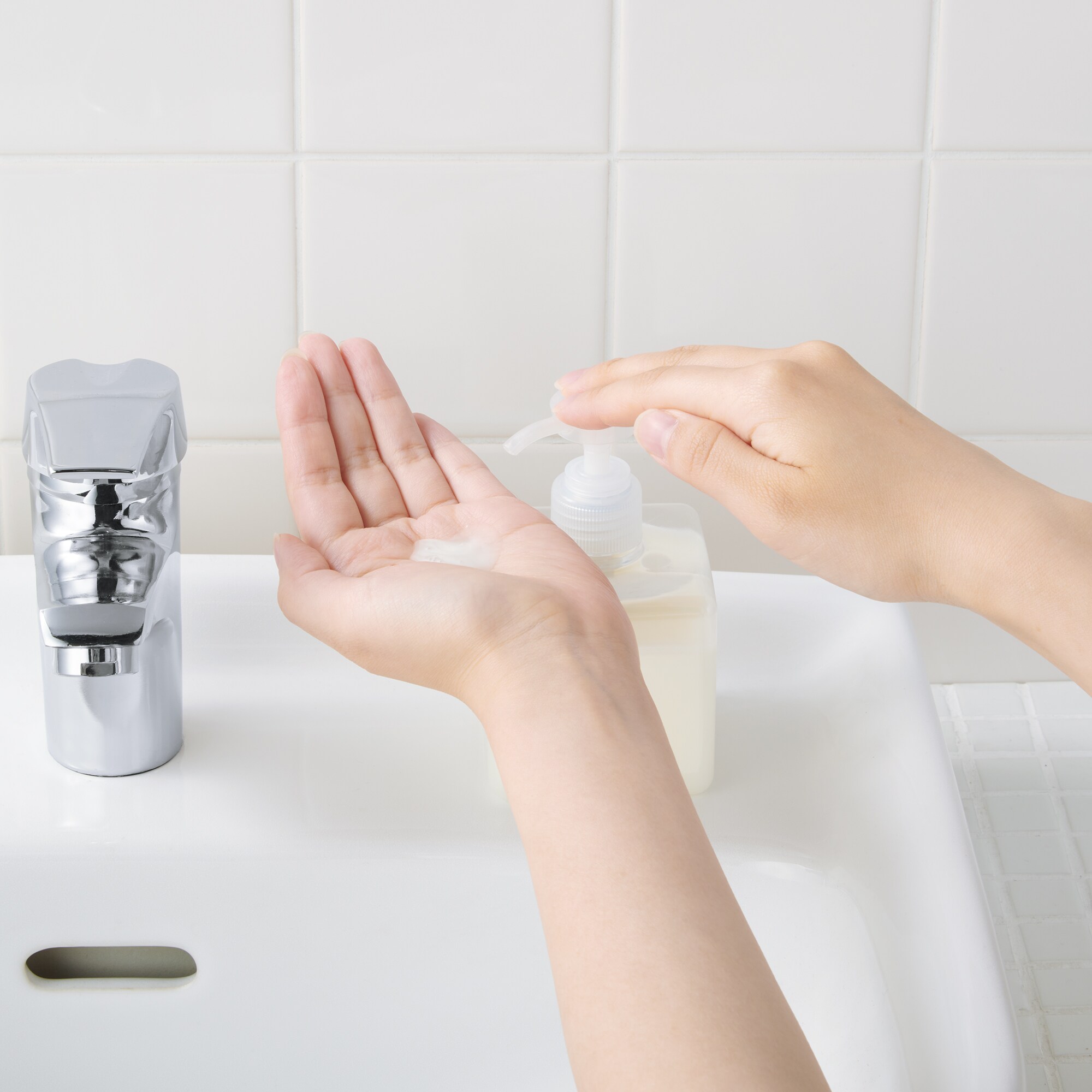 ハンドソープ（詰替用）　２３０ｍｌ