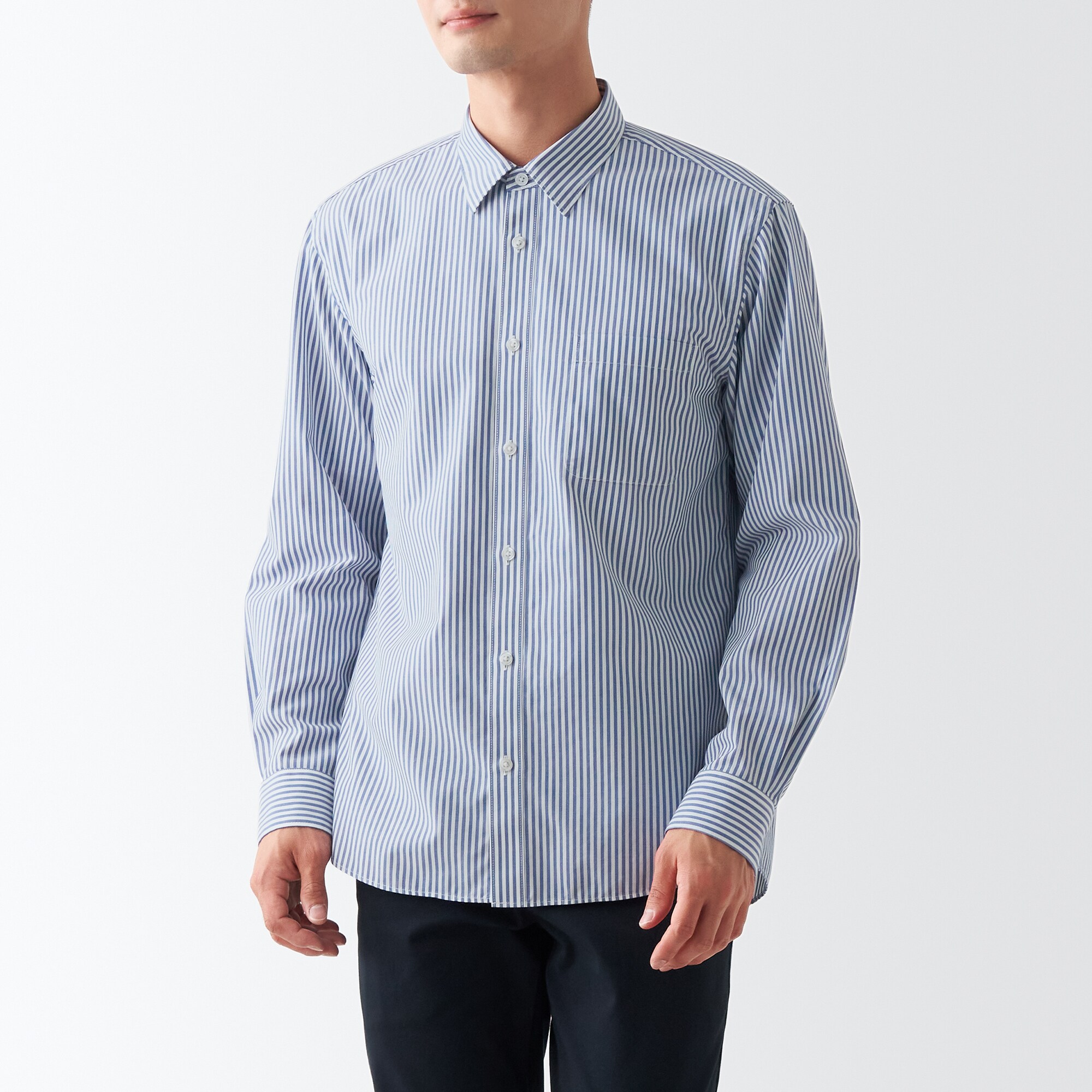 シワになりにくい長袖シャツ