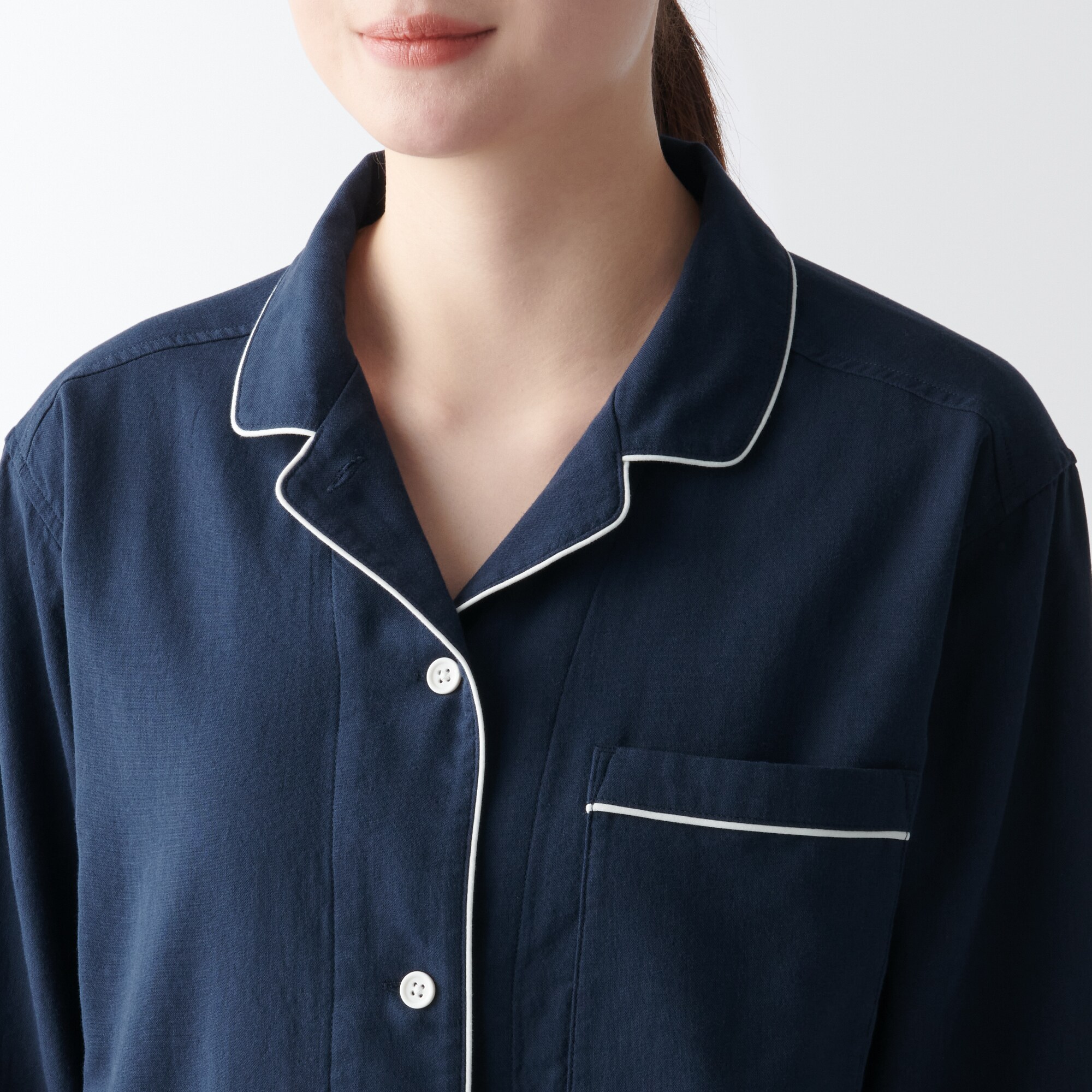 婦人　脇に縫い目のない　二重ガーゼパジャマ（パイピング）