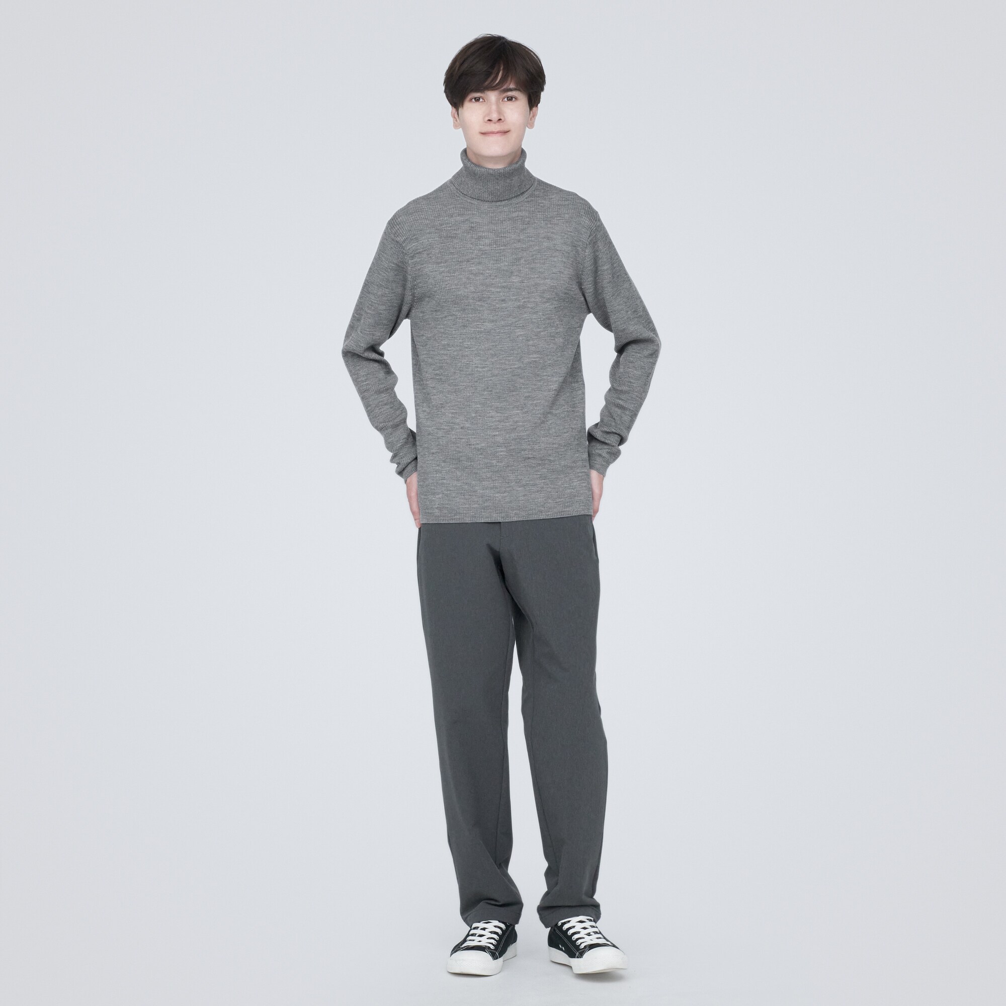 洗えるウールリブタートルネックセーター