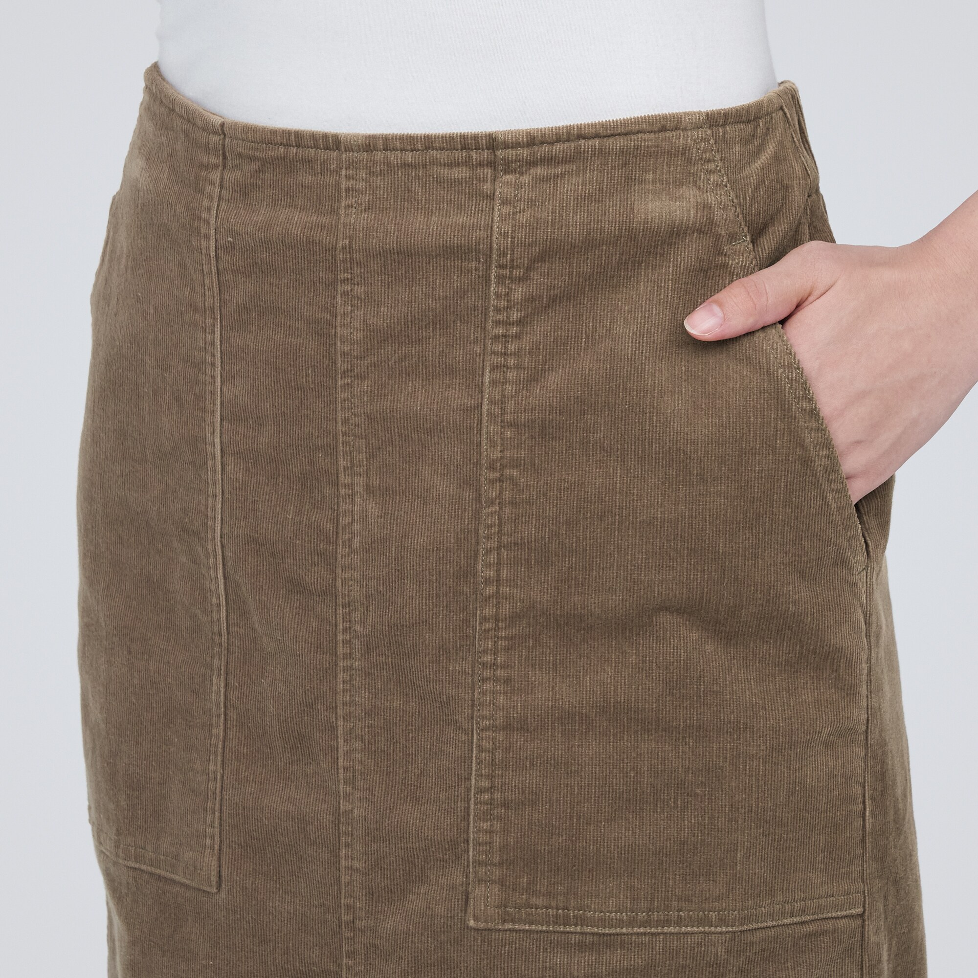 コーデュロイナロースカート