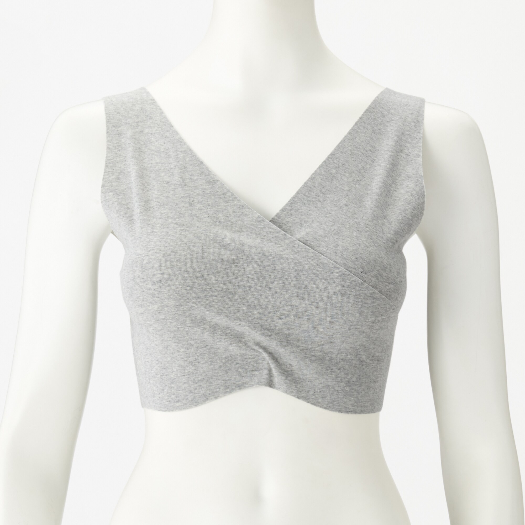 どこにも縫い目がない　授乳に便利なブラジャー