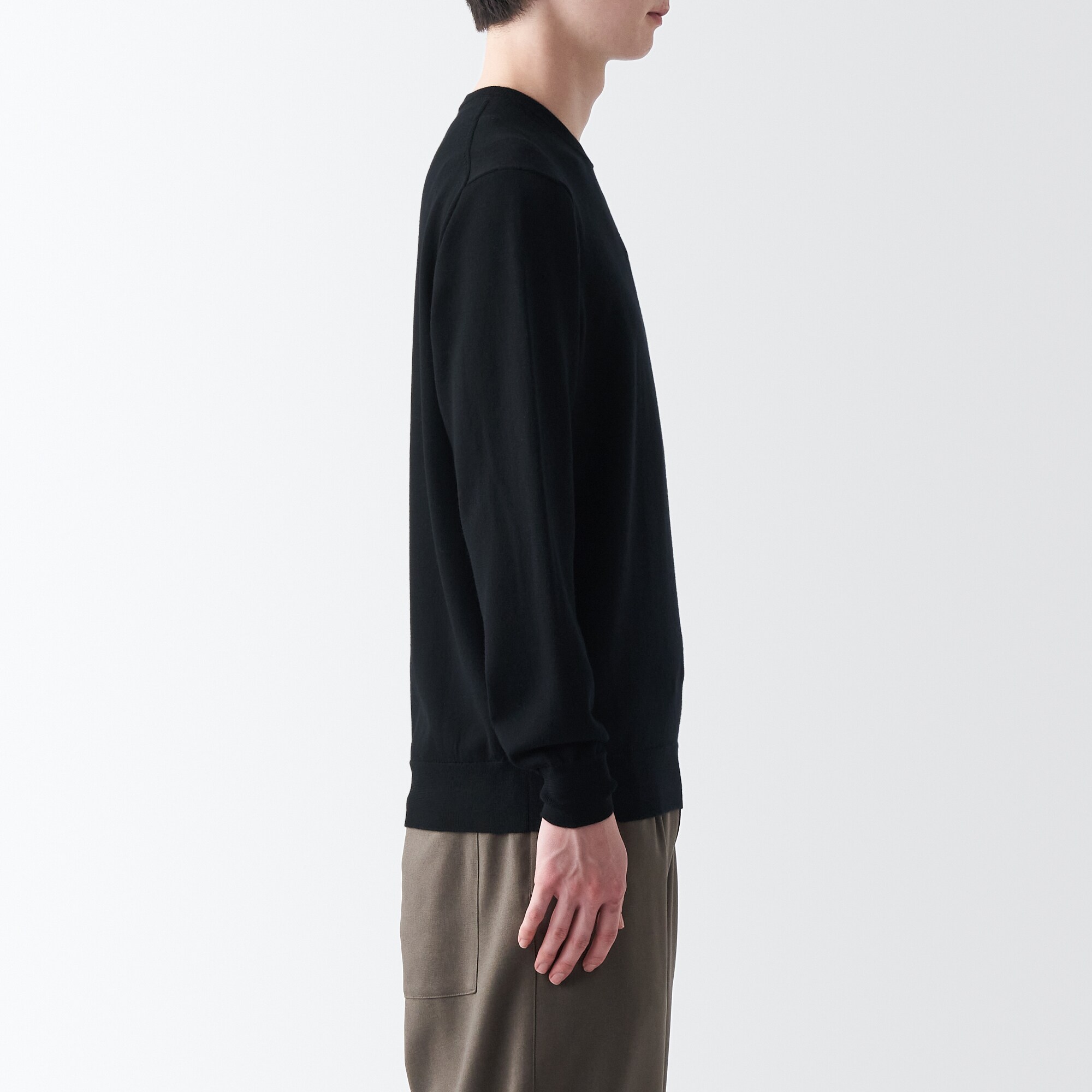 洗えるウールハイゲージクルーネックセーター