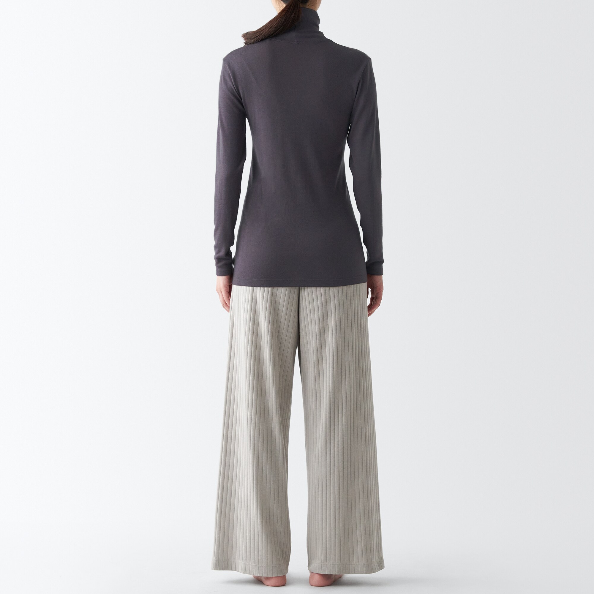 ウールタートルネック長袖Ｔシャツ