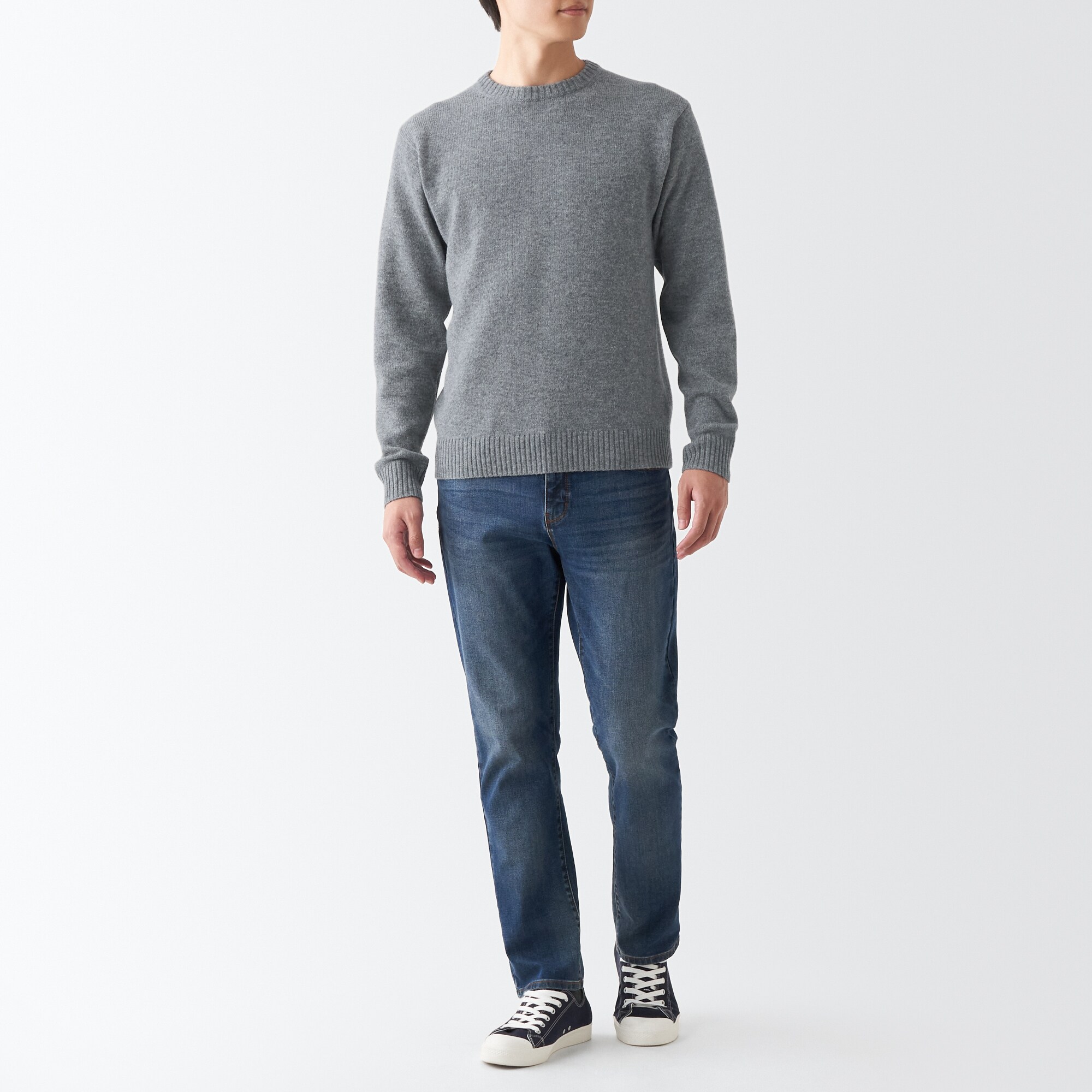 洗えるウールミドルゲージクルーネックセーター