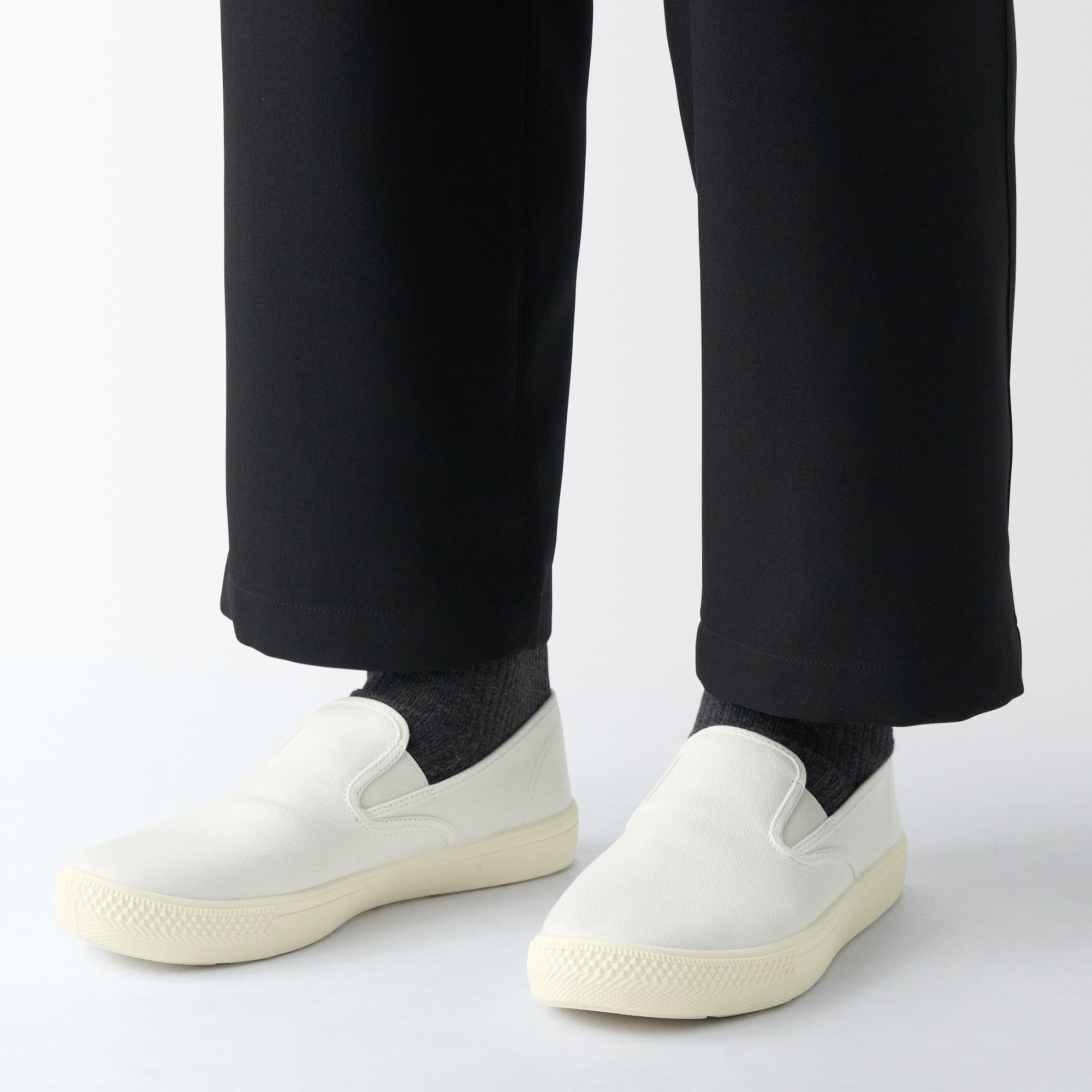 紳士　撥水スリッポンスニーカー