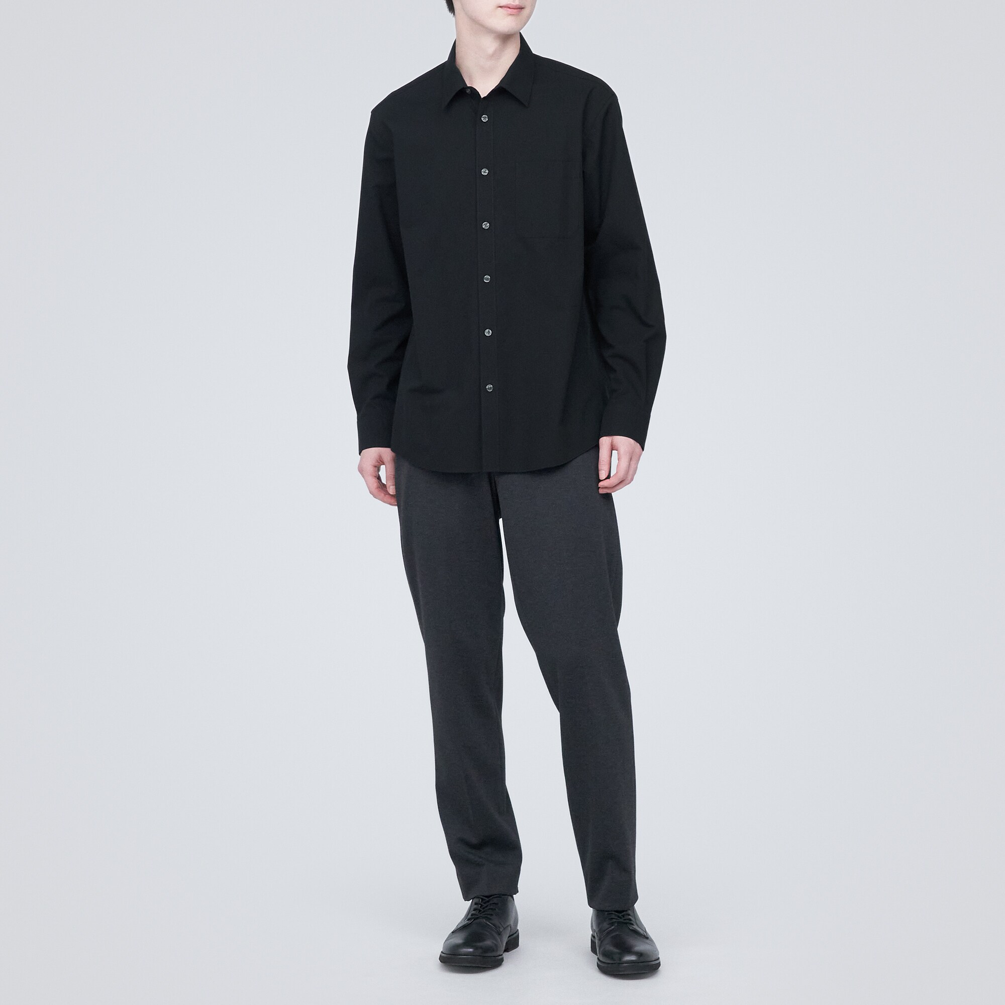 シワになりにくい長袖シャツ