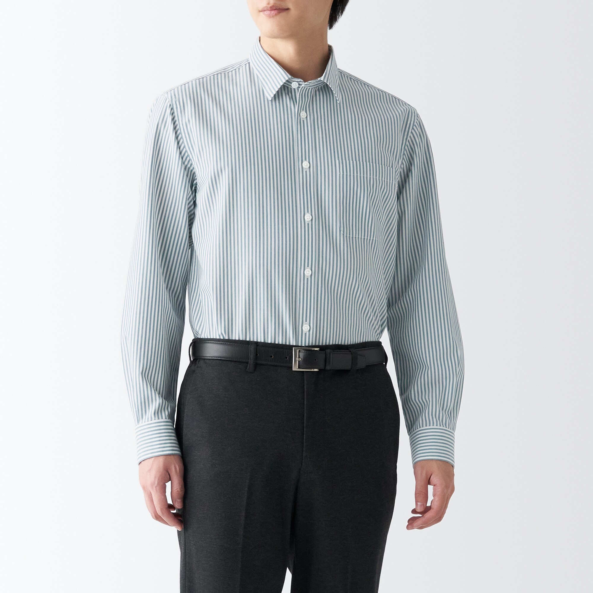 シワになりにくい長袖シャツ