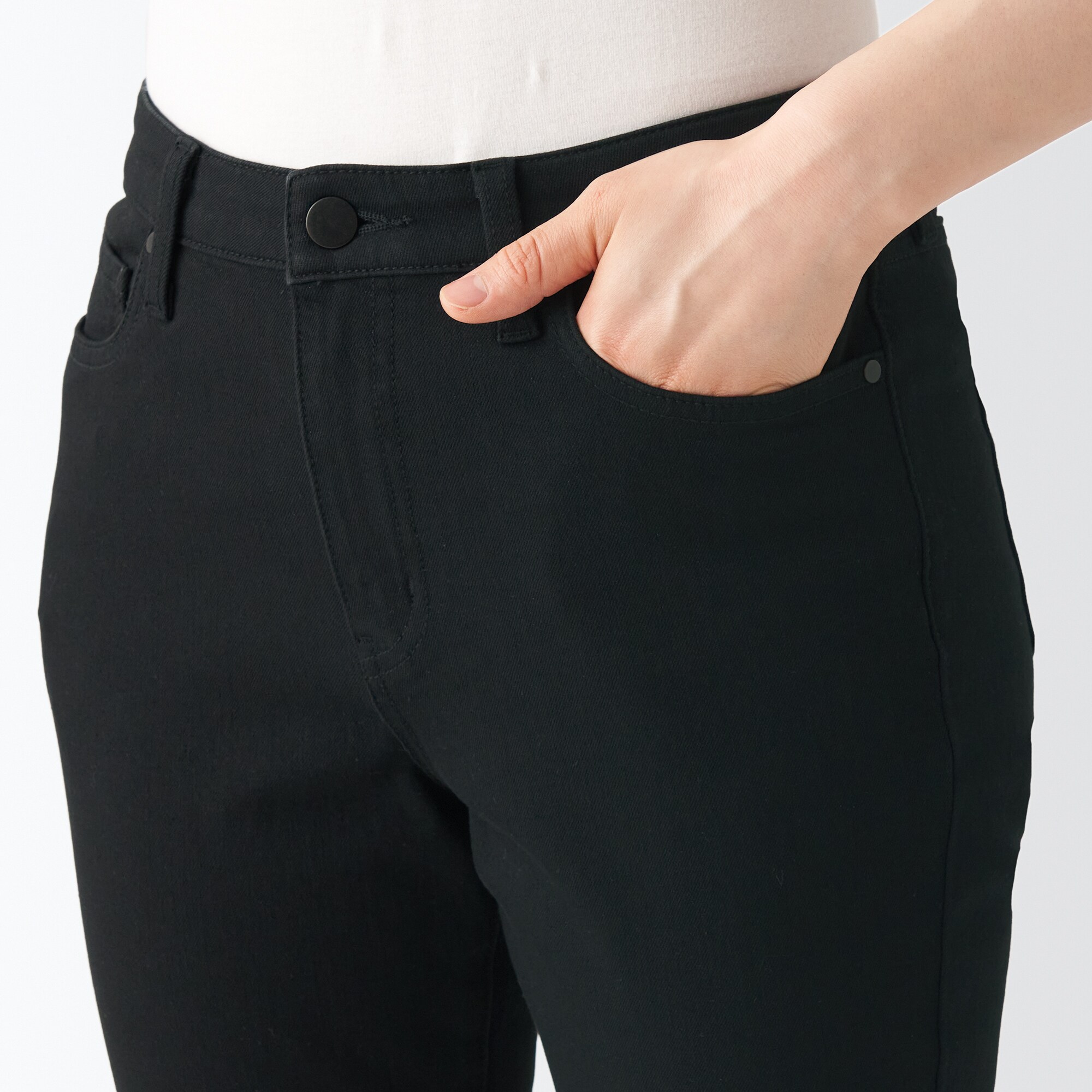 【スキニー】ストレッチデニムパンツ（股下７５ｃｍ）ディープブラック