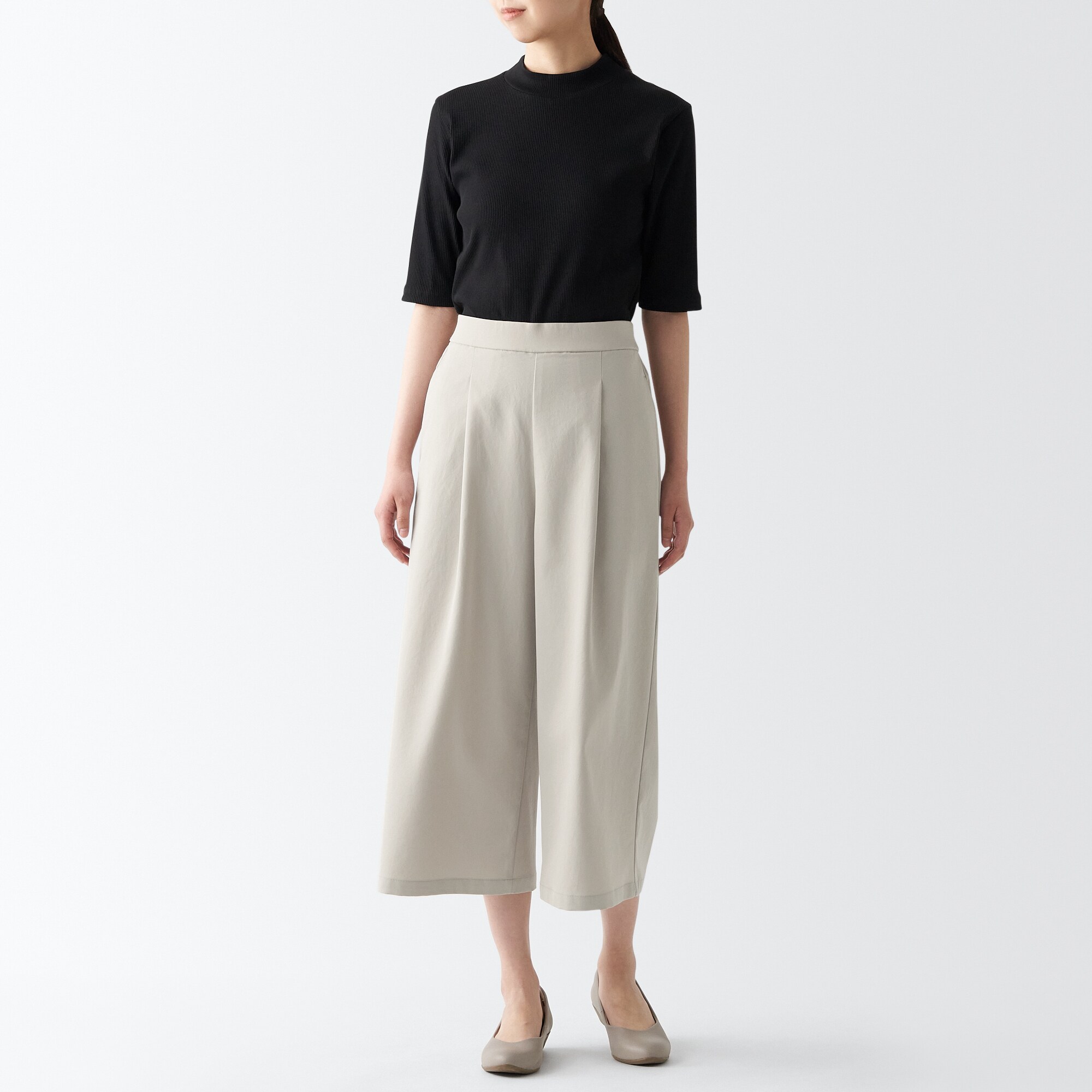 再生ポリエステルクロップドパンツ