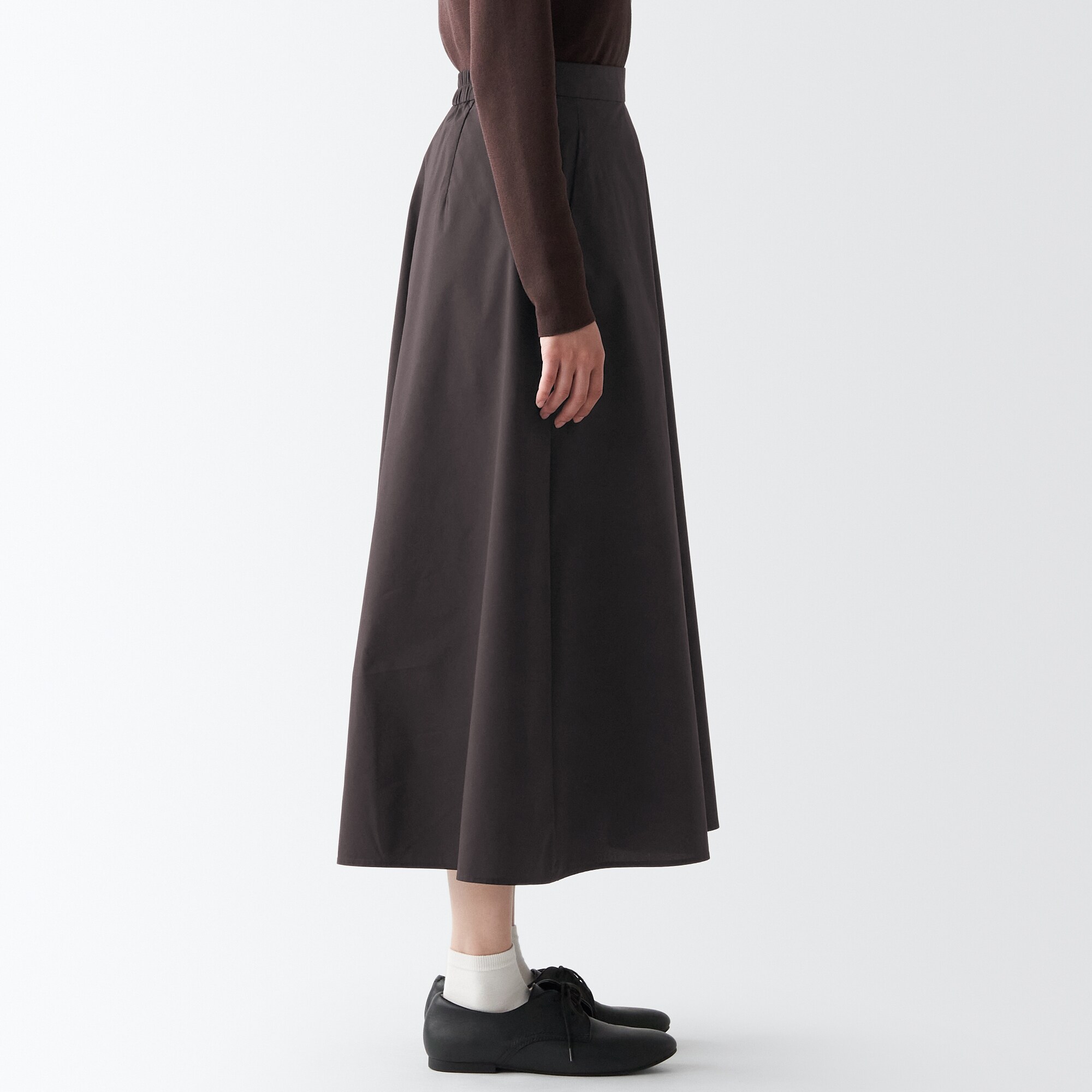 乾きやすいフレアスカート