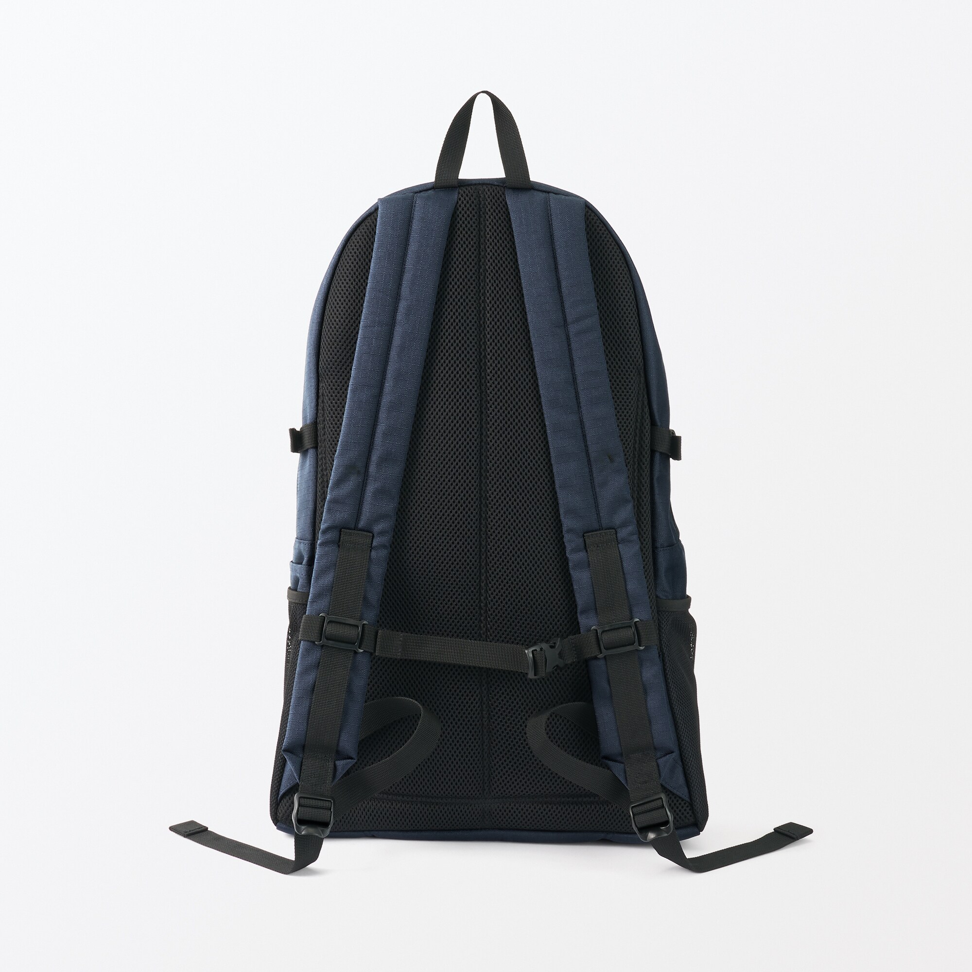 肩の負担を軽くする　撥水大容量リュックサック