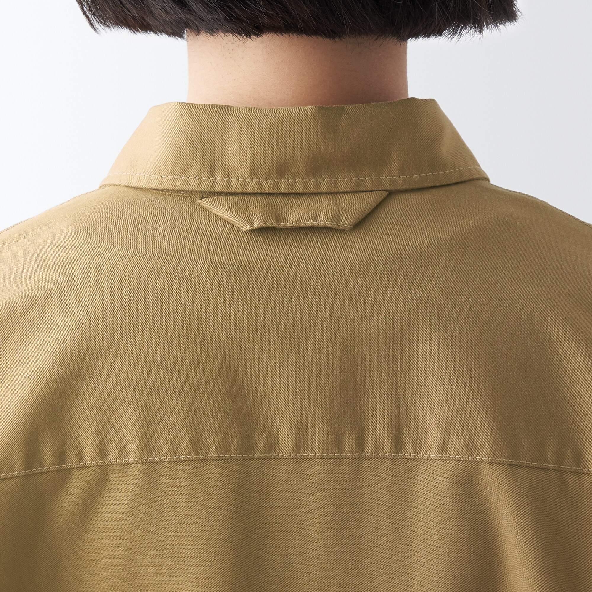 洗いざらしリヨセル混レギュラーカラーシャツ