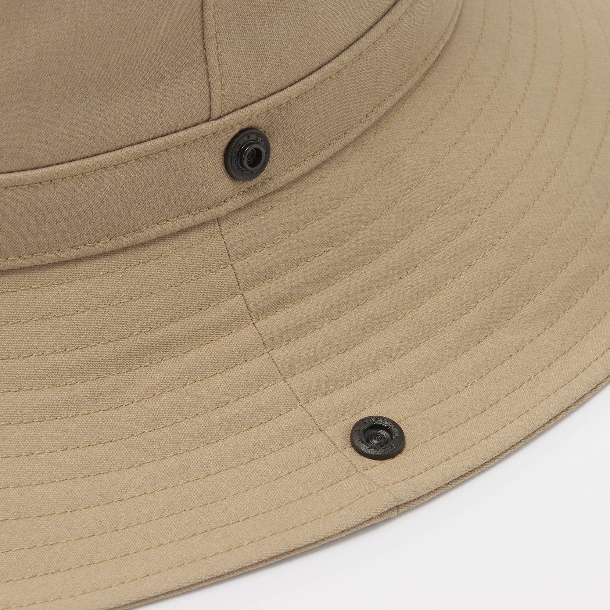 ＵＶカット　透湿撥水　防水テープ使い　サファリハット