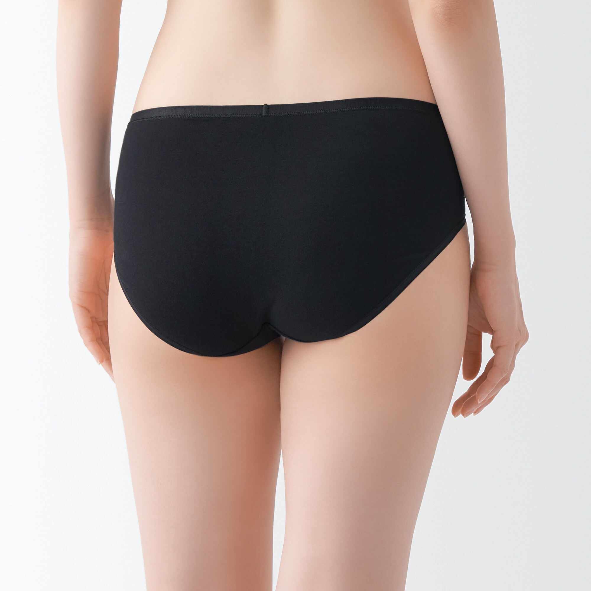 ストレッチミディショーツ