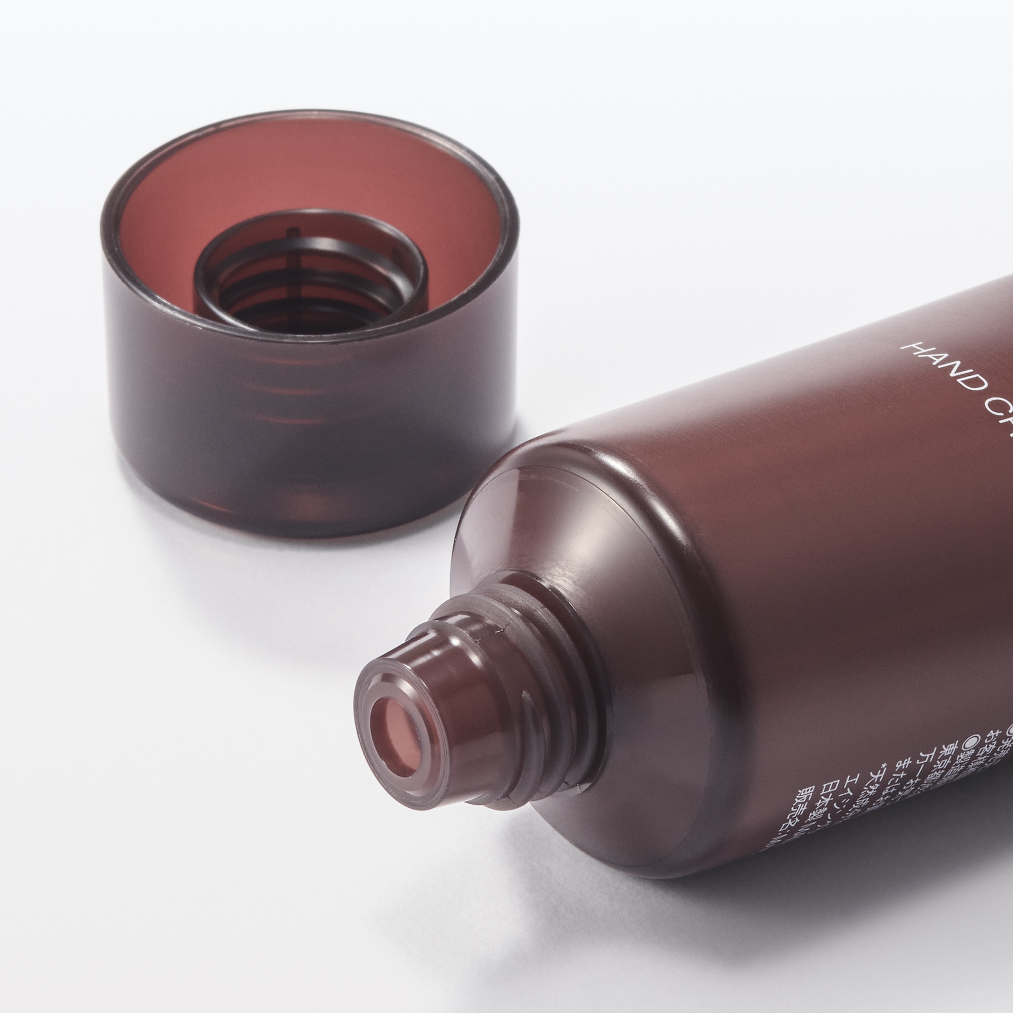 エイジングケアハンドクリーム　５０ｇ