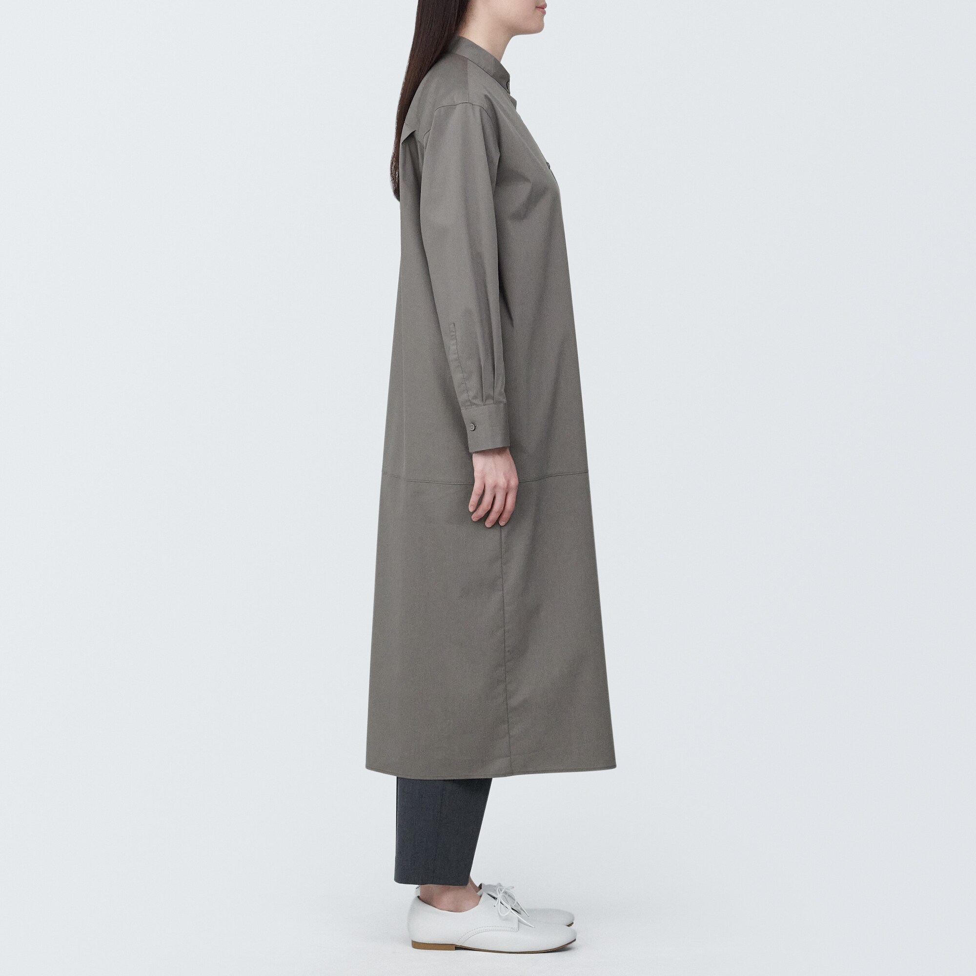 婦人　シワになりにくい　ブロードスタンドカラー長袖ワンピース