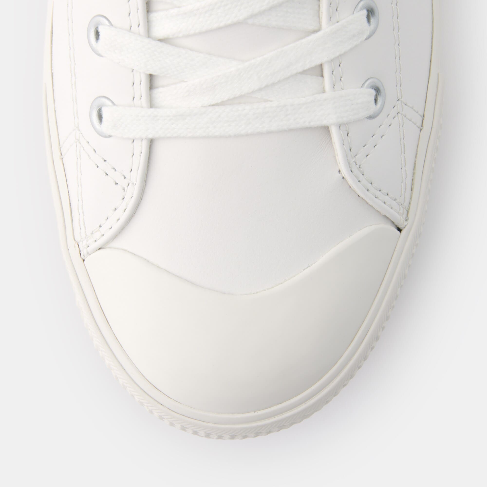 疲れにくい　撥水　レザースニーカー