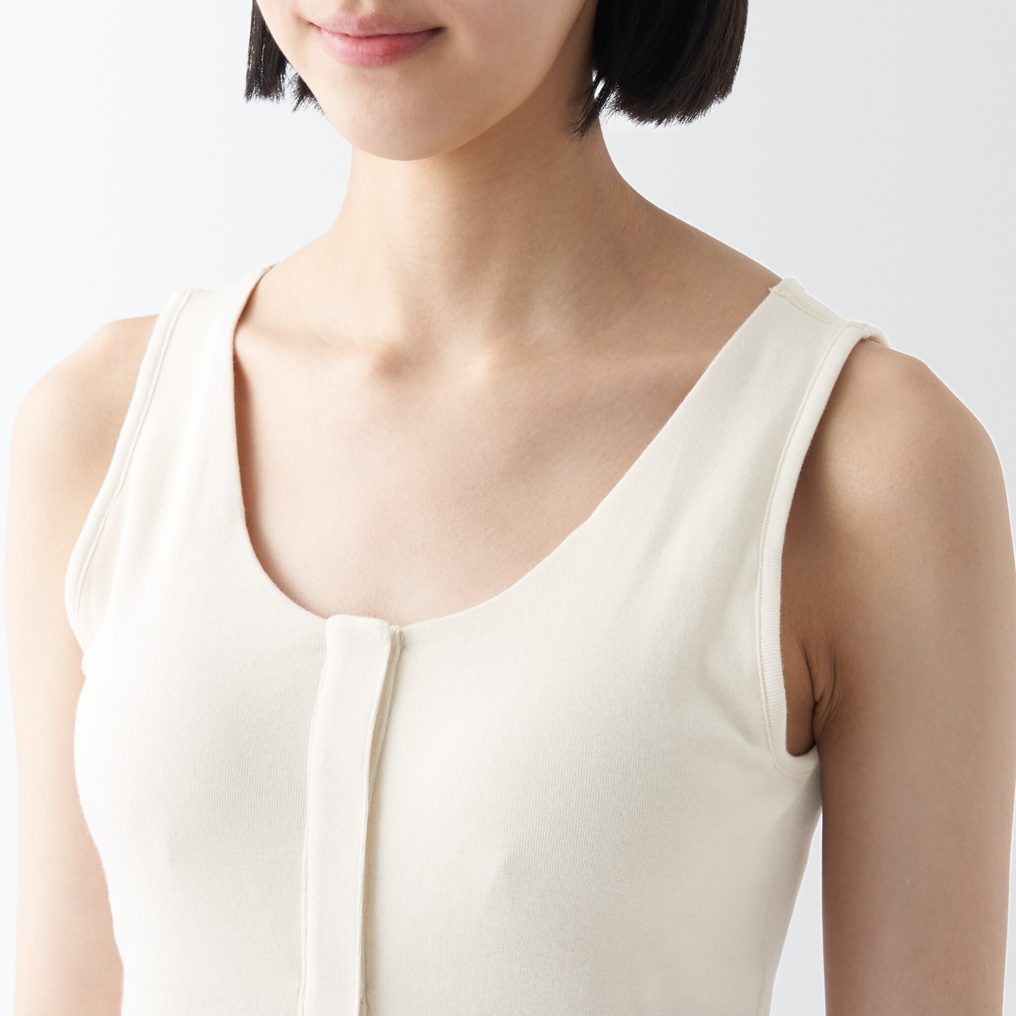 無染色前開きカップ入りタンクトップ