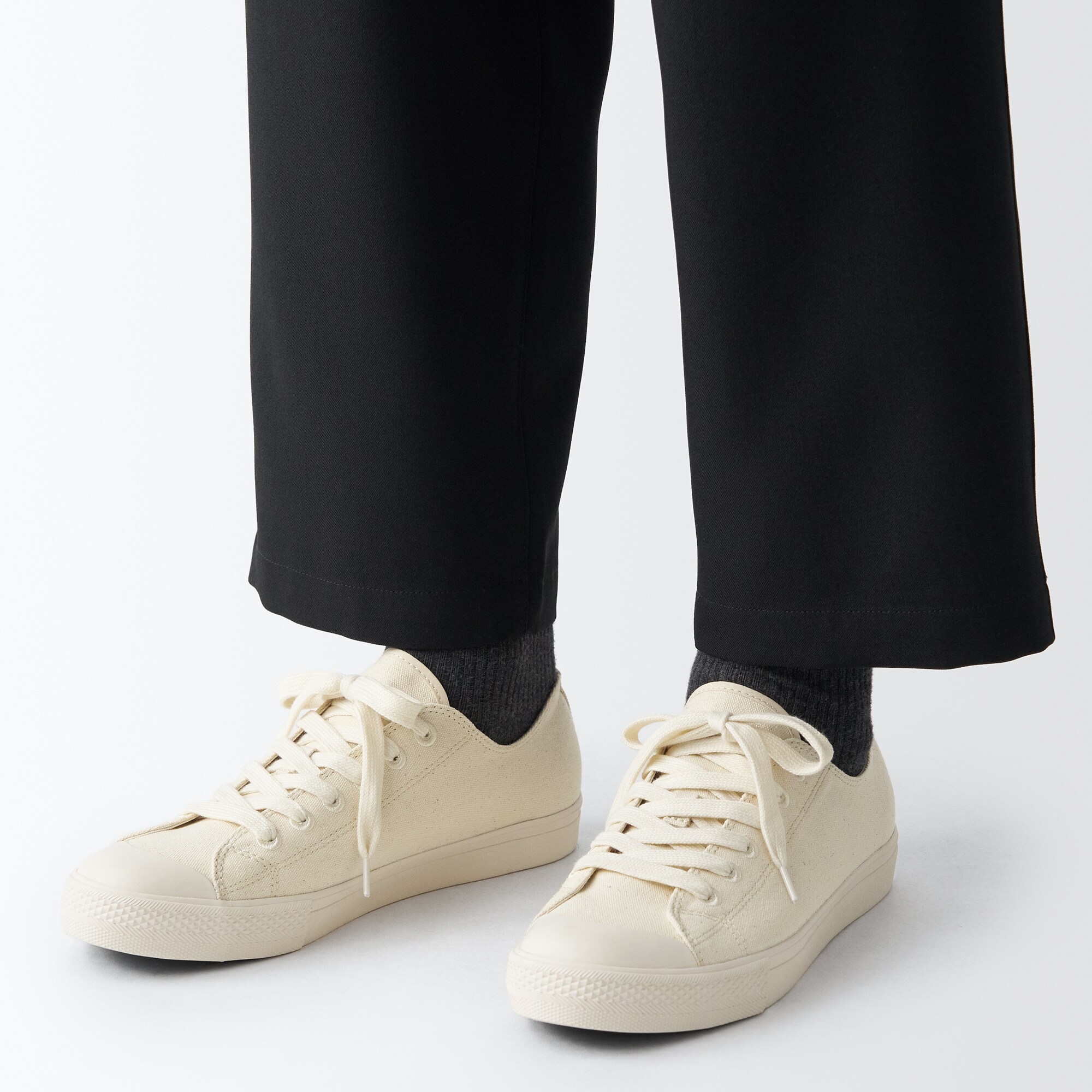 疲れにくい　撥水　スニーカー（新仕様）