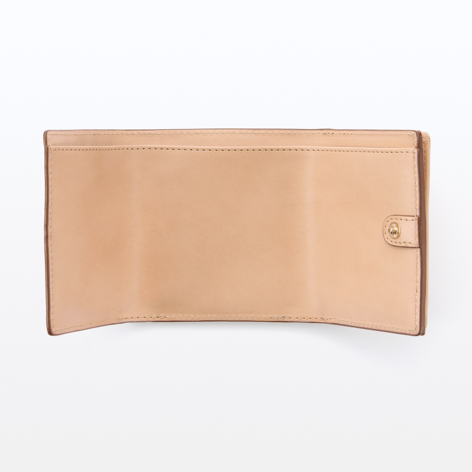 イタリア産ヌメ革　三つ折り財布