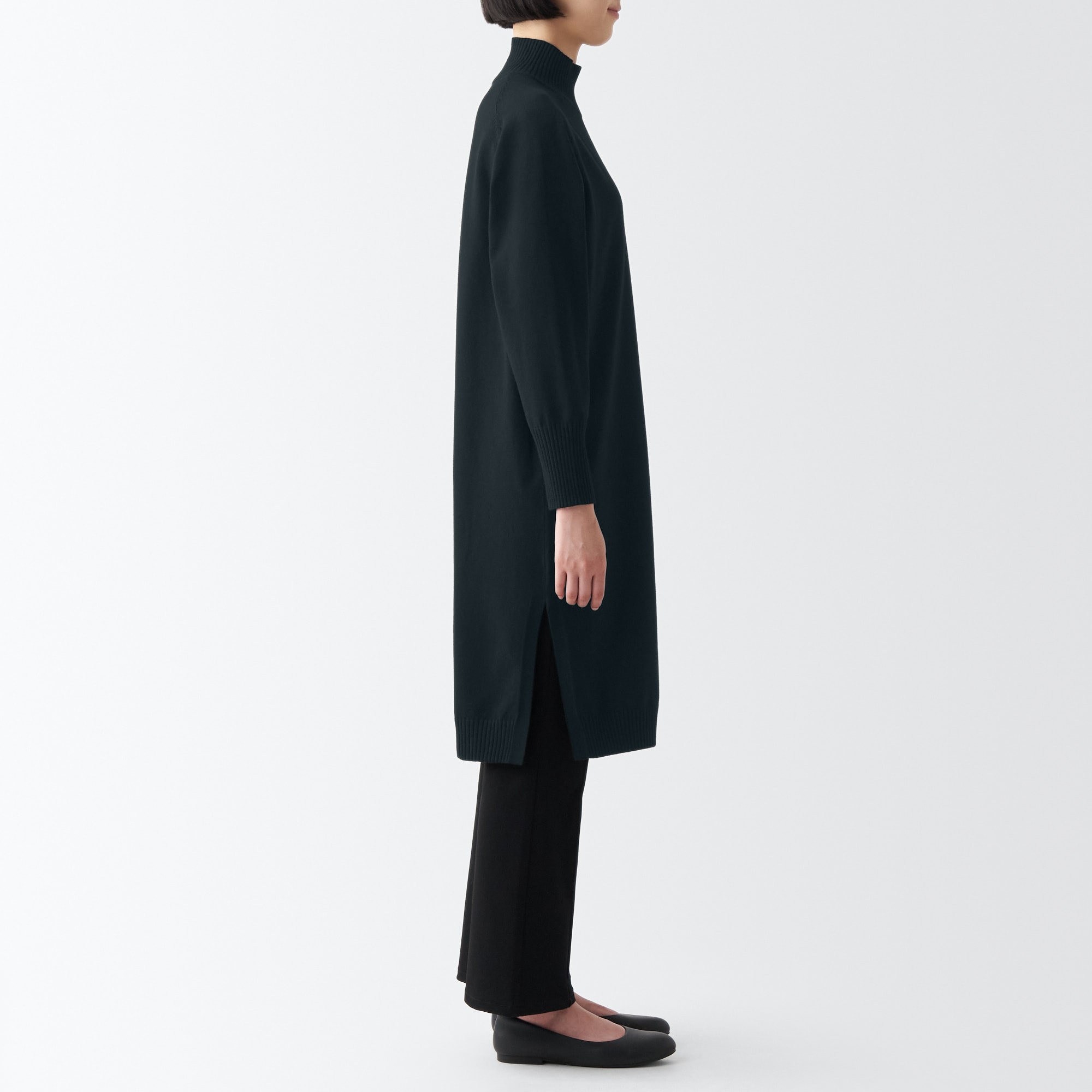 洗えるニットハイネックワンピース