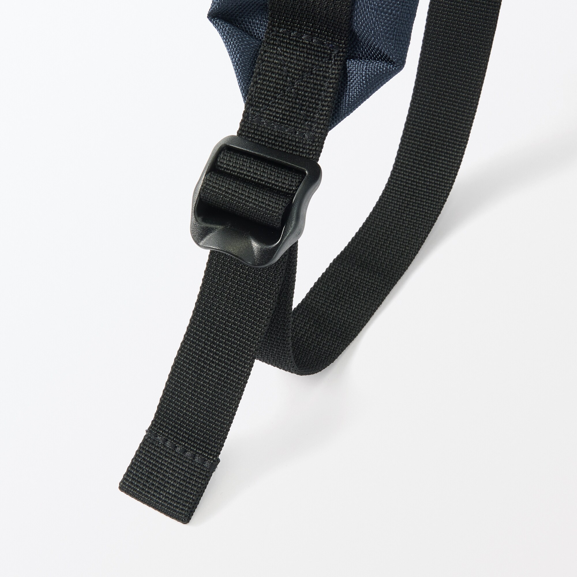 肩の負担を軽くする　撥水大容量リュックサック