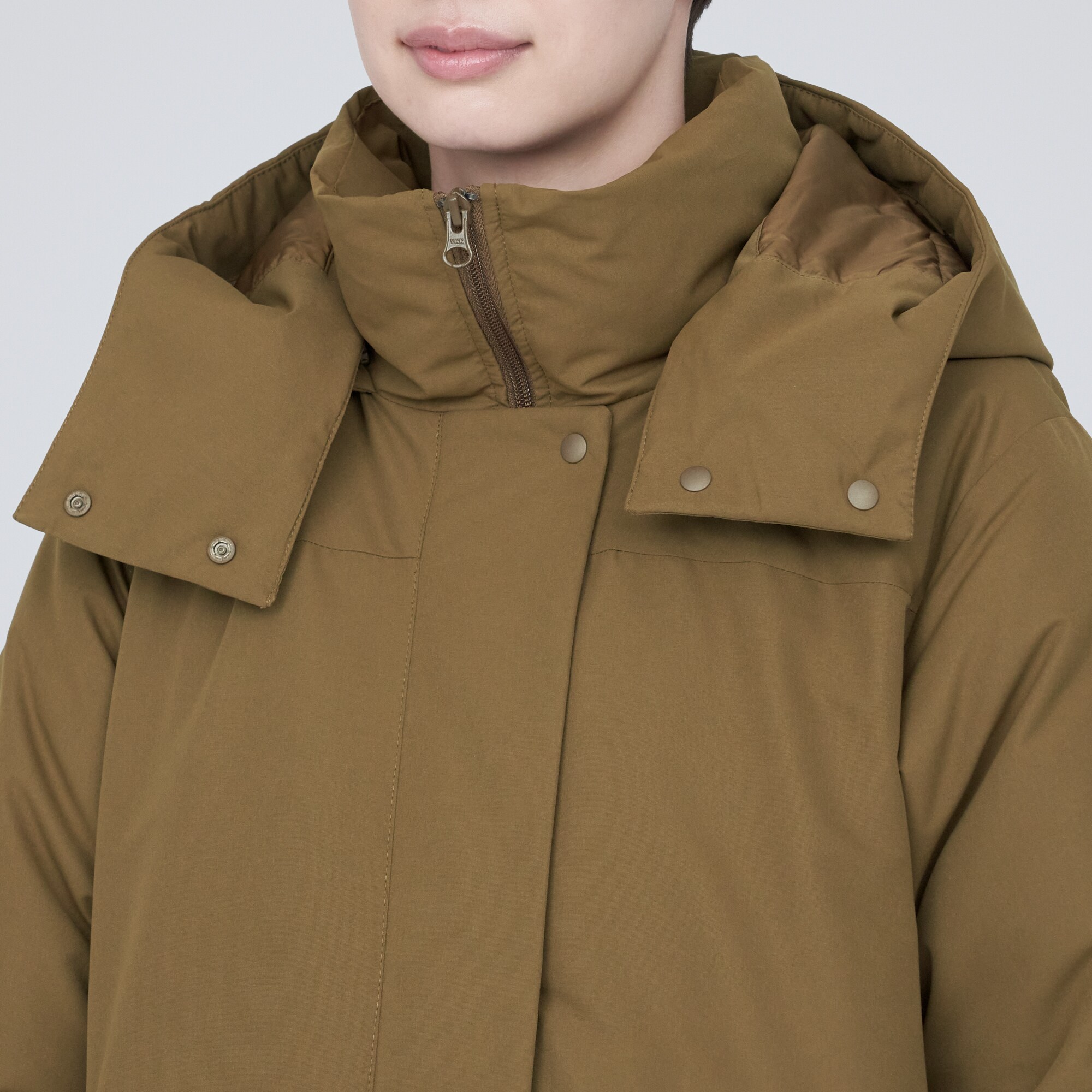 撥水フード付きダウンコート