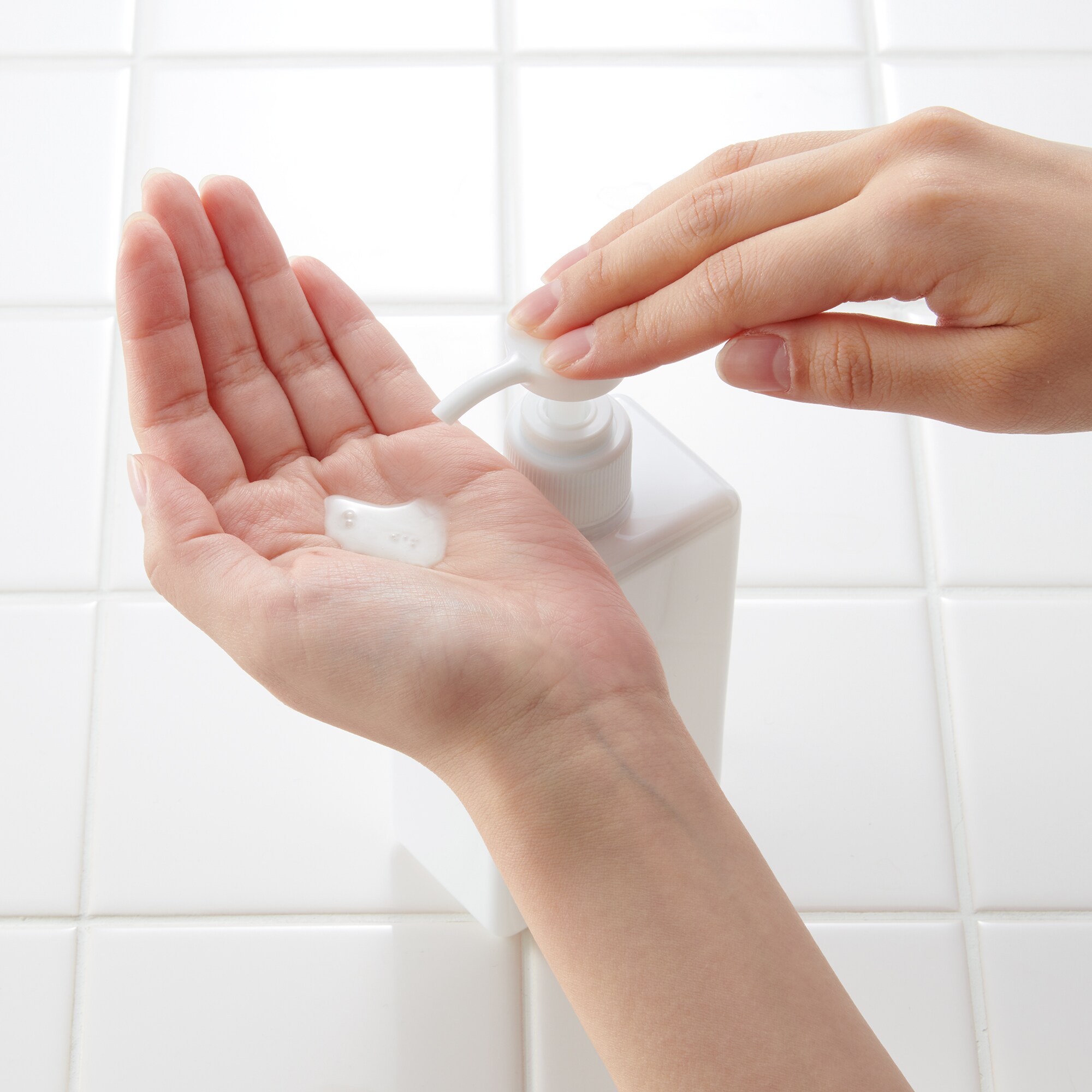 ＰＥＴ詰替ボトル　ホワイト　２８０ｍＬ