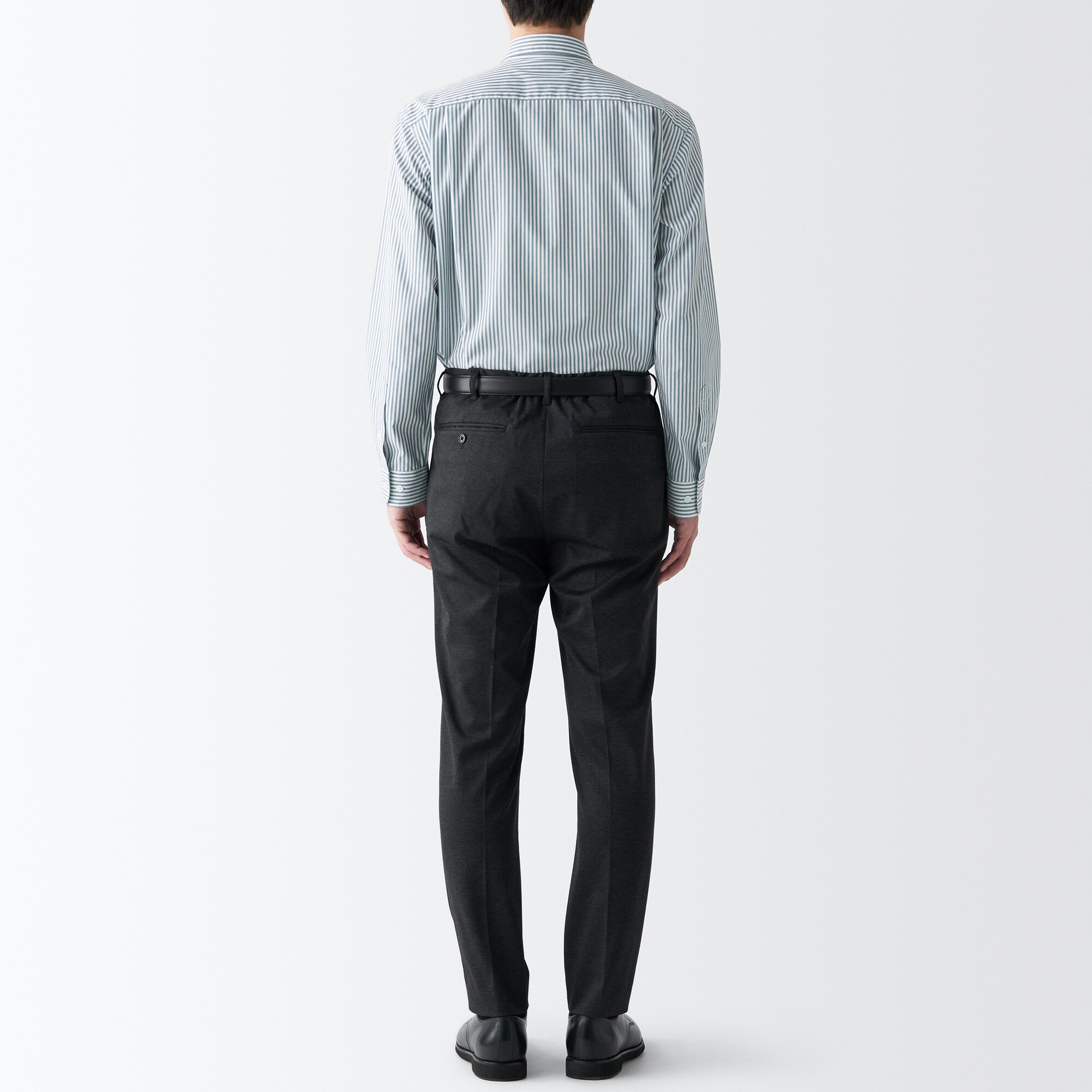 シワになりにくい長袖シャツ