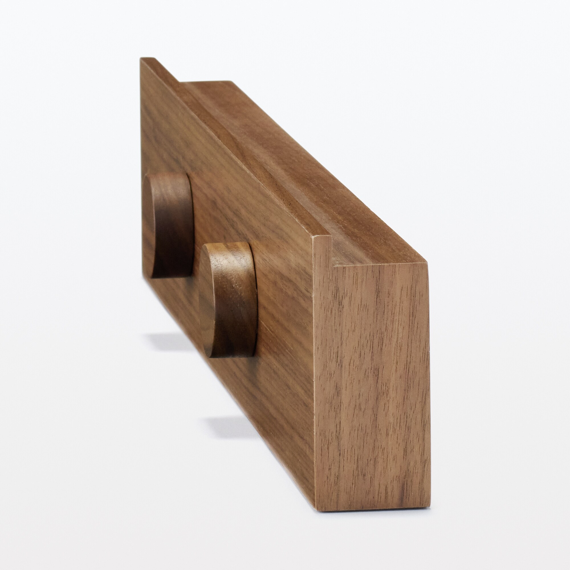 壁に付けられる家具長押マグネット付き　４４ｃｍ