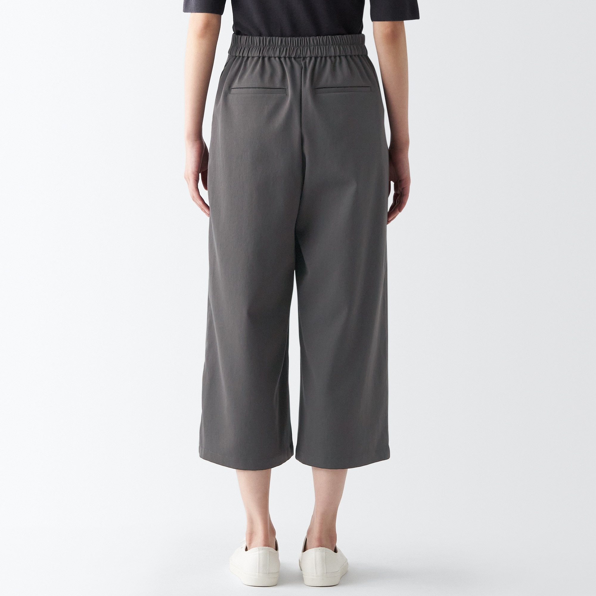 再生ポリエステルクロップドパンツ