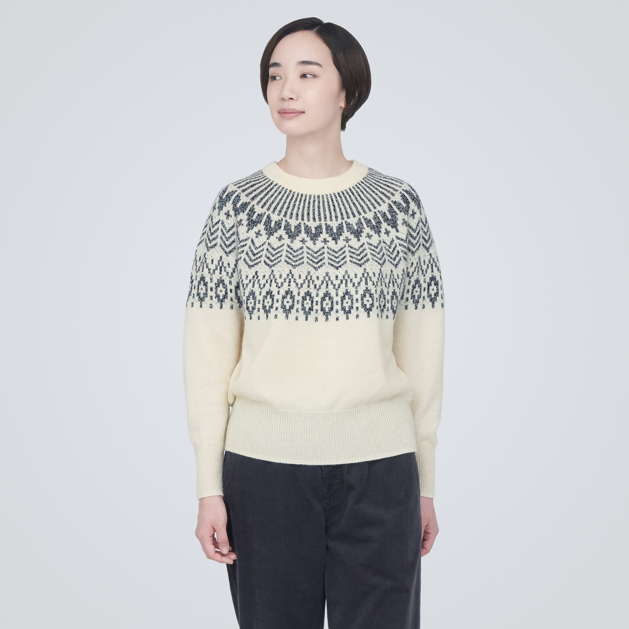 メリノウールジャカード編みクルーネックセーター
